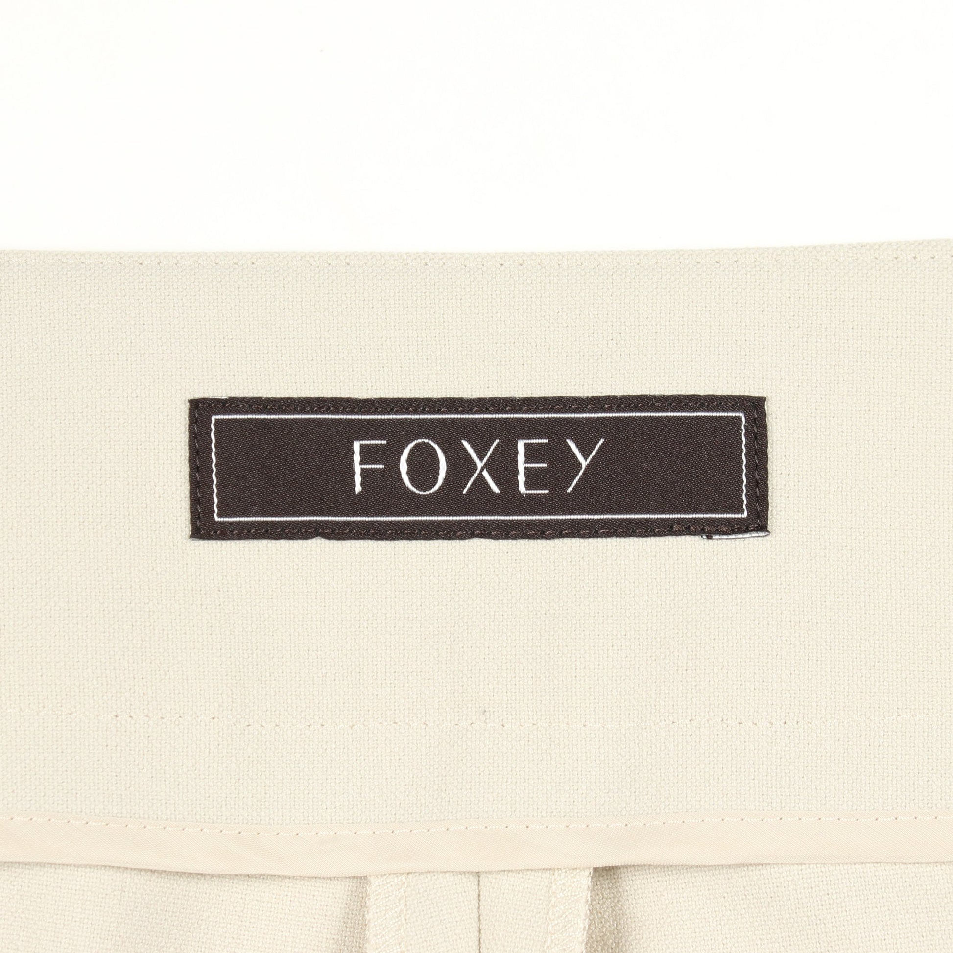 スラックス トラウザーズ ライトベージュ フォクシー ボトムス FOXEY