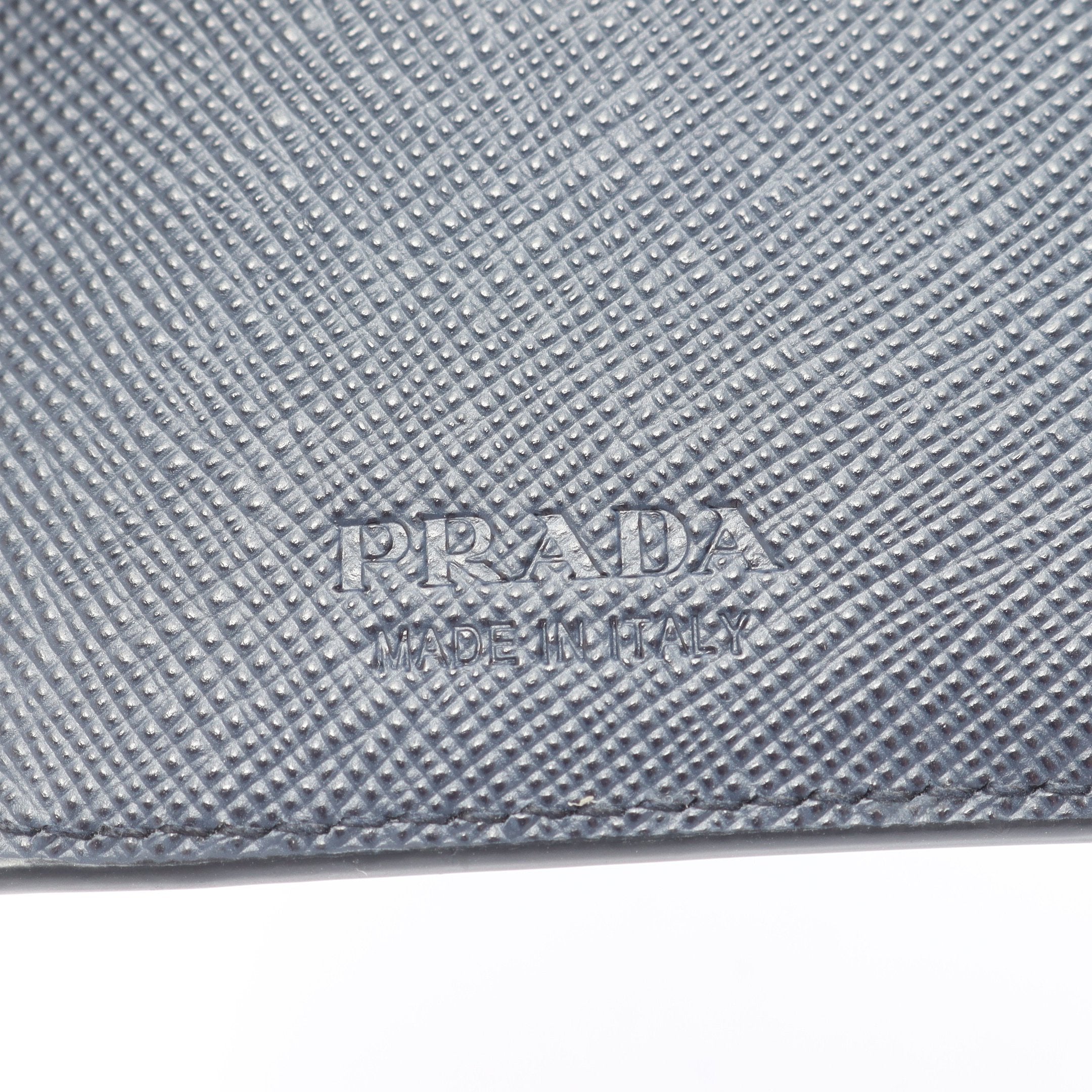 SAFFIANO 二つ折り財布 サフィアーノレザー ネイビー プラダ – RECLO