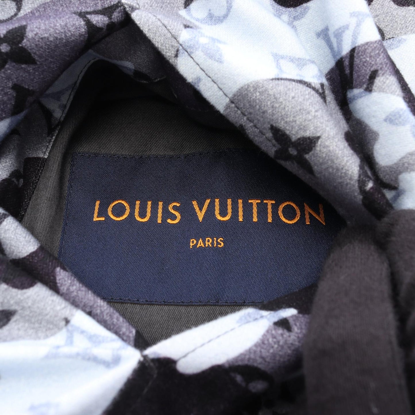 リバーシブル カモダブルフェイスコーチ 中綿 ジャケット コットン ナイロン グレー ブラック ルイヴィトン アウター LOUIS VUITTON