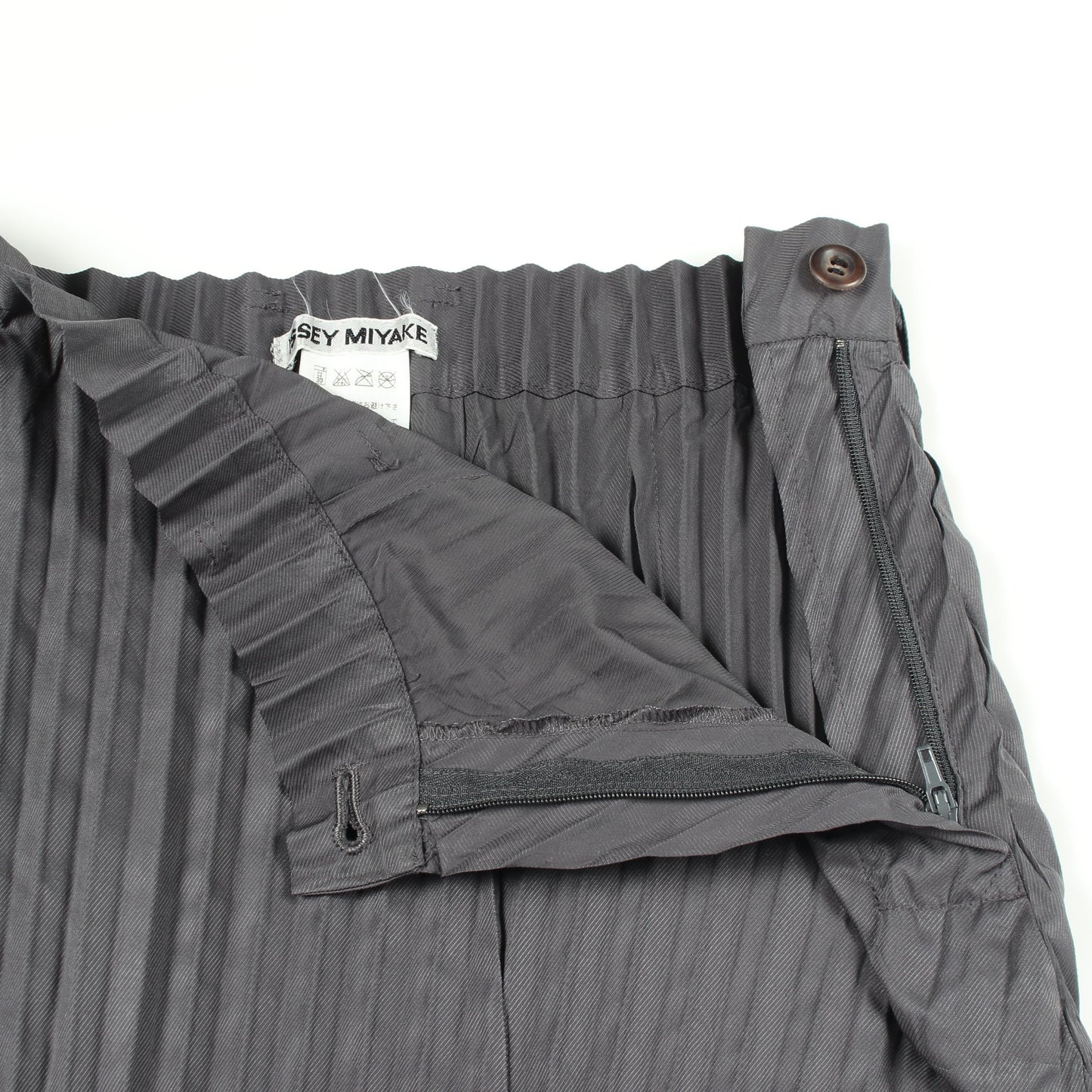プリーツ スカート グレー イッセイミヤケ ボトムス ISSEY MIYAKE