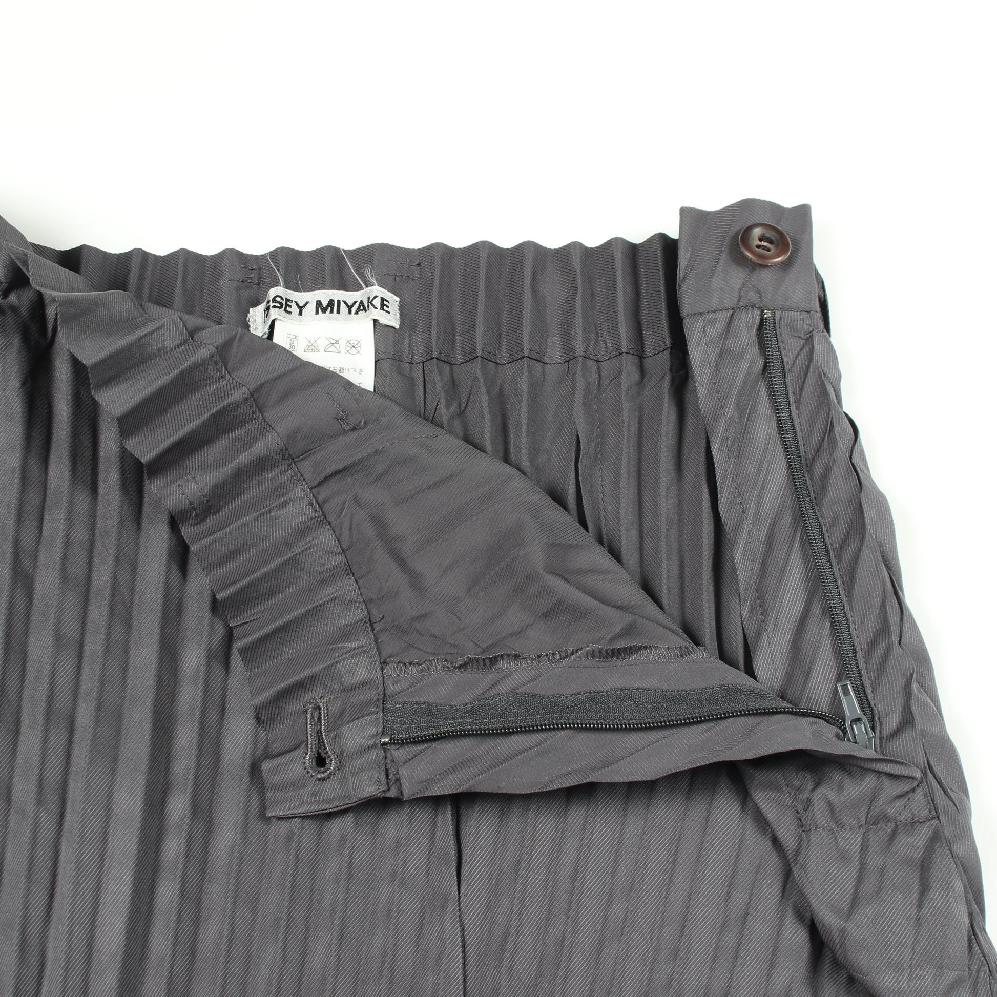 プリーツ スカート グレー イッセイミヤケ ボトムス ISSEY MIYAKE