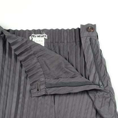 プリーツ スカート グレー イッセイミヤケ ボトムス ISSEY MIYAKE