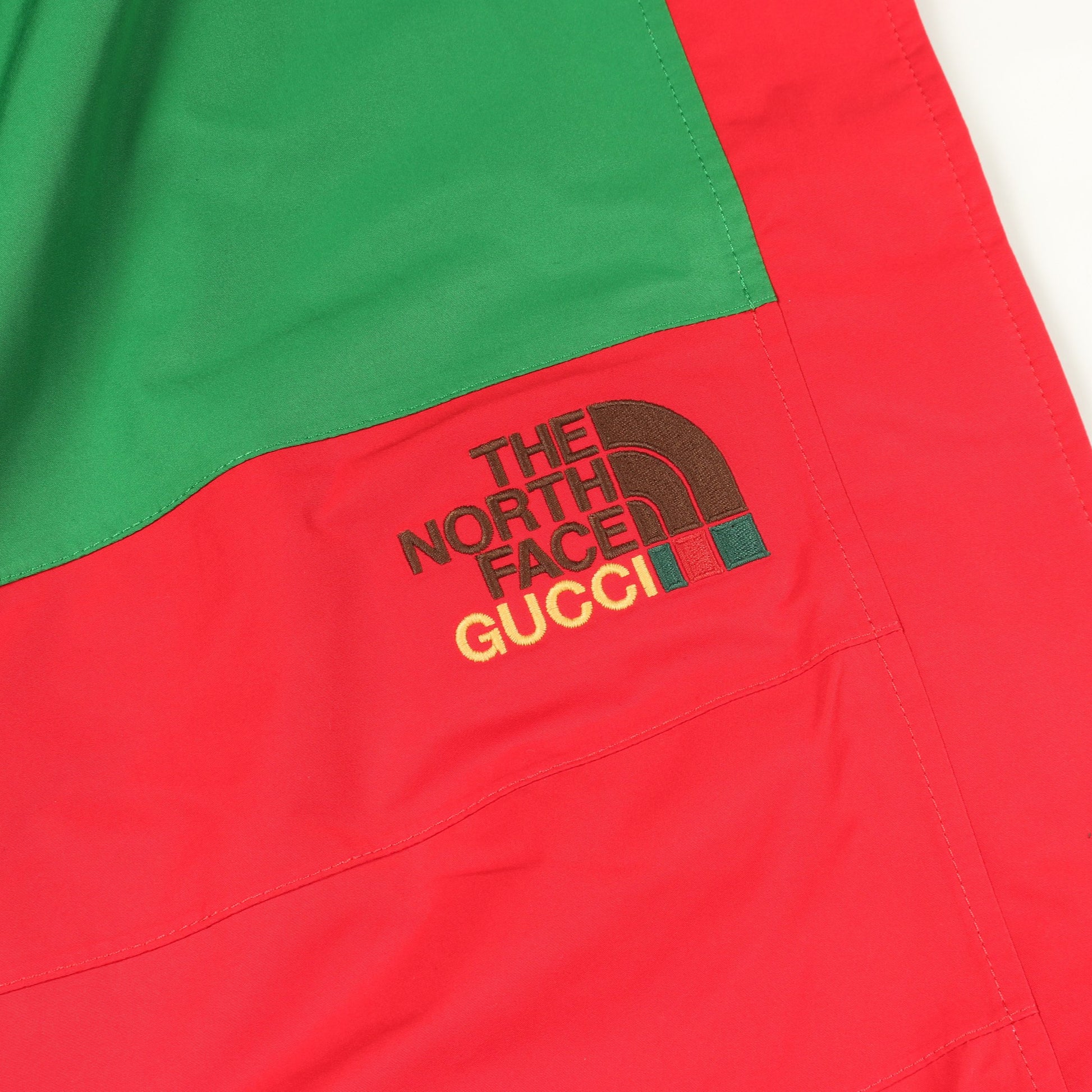 GUCCI × THE NORTH FACE ジョガーパンツ グリーン レッド グッチ ボトムス GUCCI