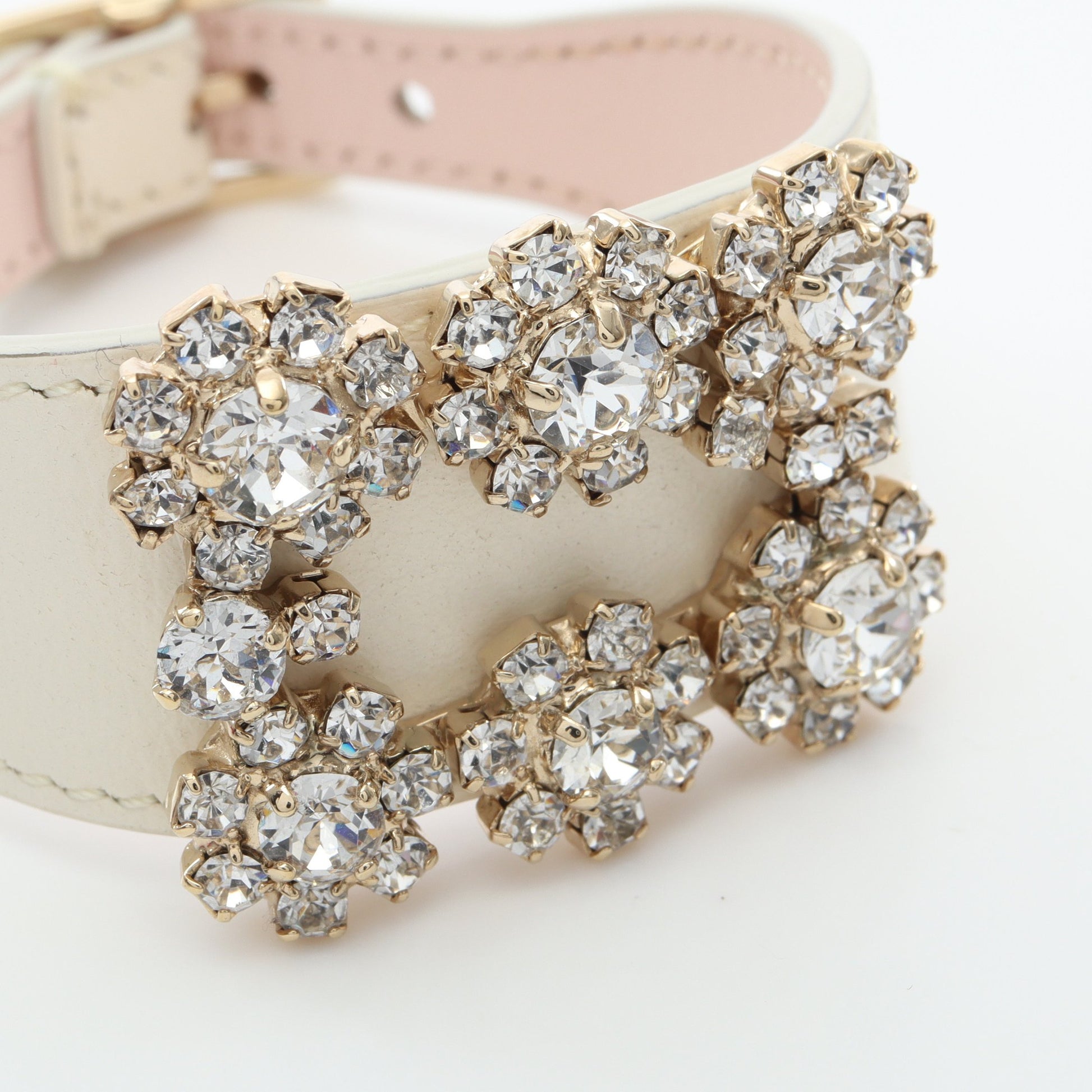 エフロレッセンス ビジュー ブレスレット レザー ラインストーン オフホワイト ロジェヴィヴィエ アクセサリー Roger Vivier