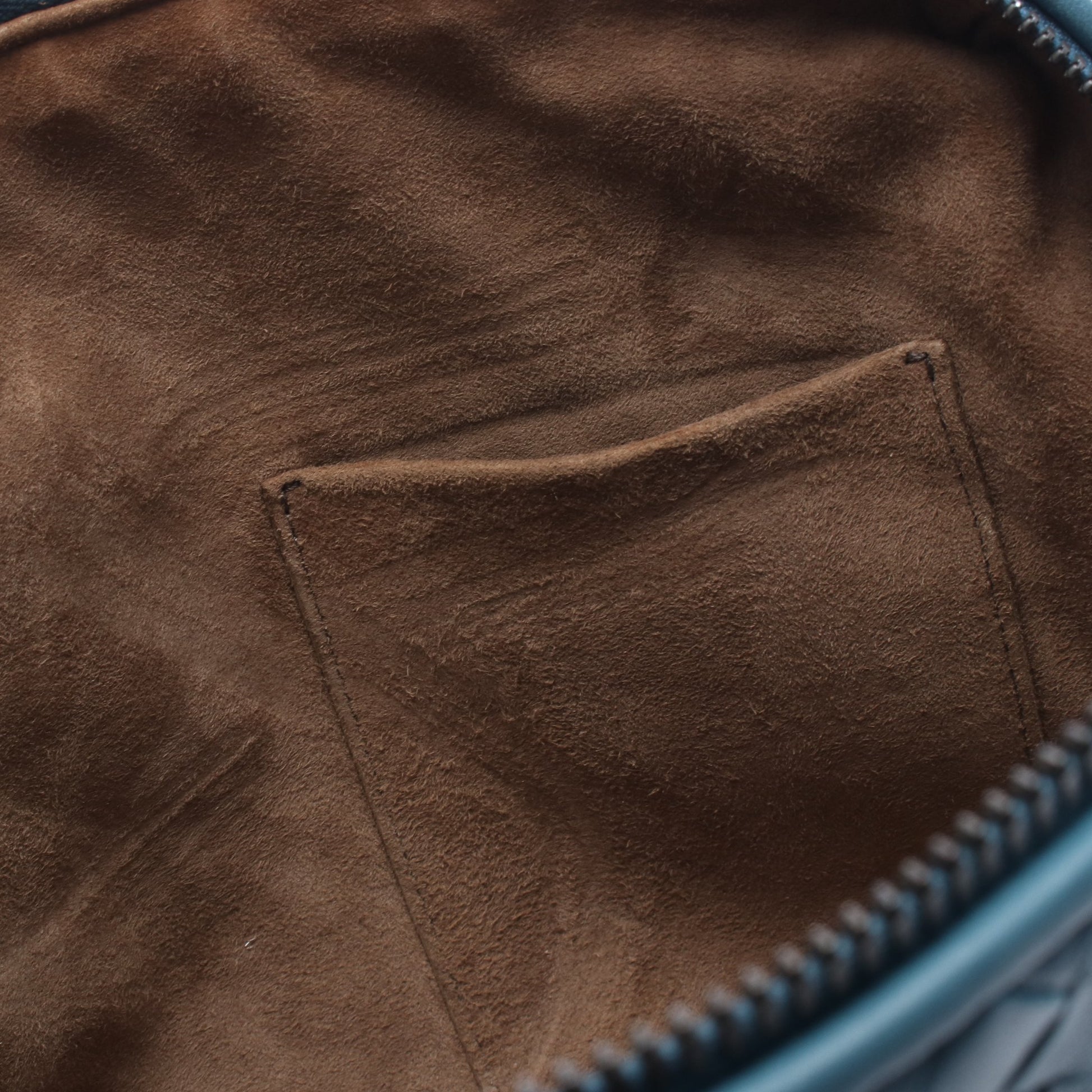 ノディーニ イントレチャート ショルダーバッグ レザー ブルー ボッテガヴェネタ バッグ BOTTEGA VENETA