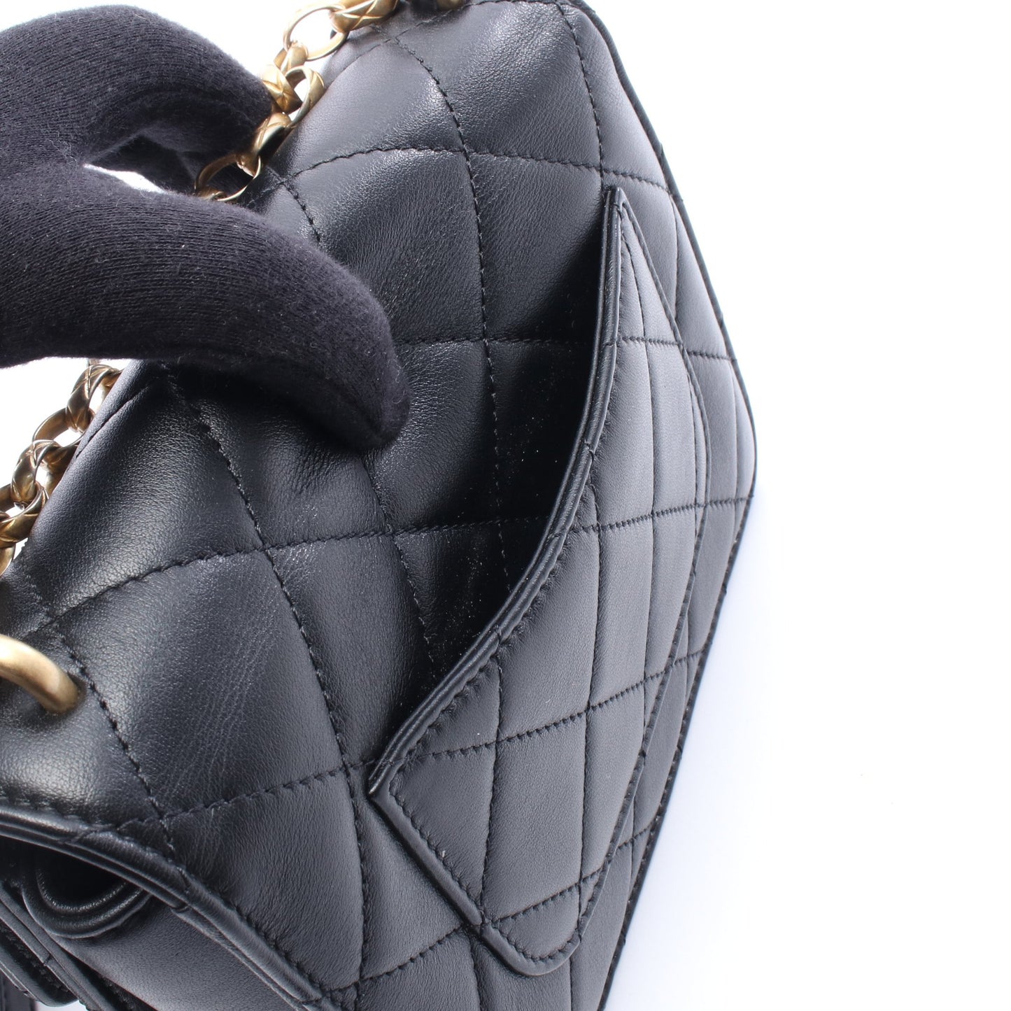 マトラッセ チェーンショルダーバッグ レザー ブラック ゴールド金具 シャネル バッグ CHANEL