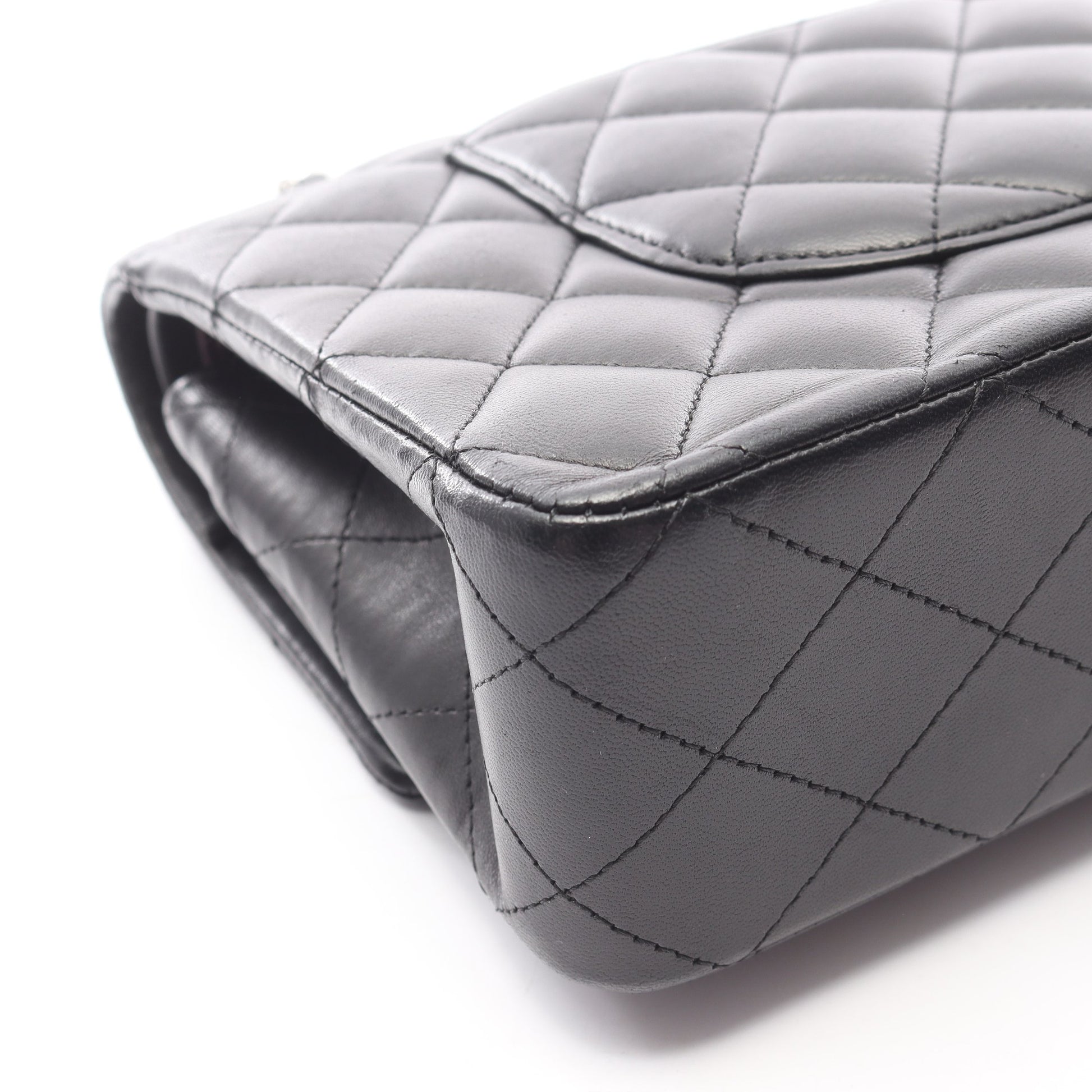 マトラッセ Wフラップ Wチェーンショルダーバッグ ラムスキン ブラック シルバー金具 シャネル バッグ CHANEL