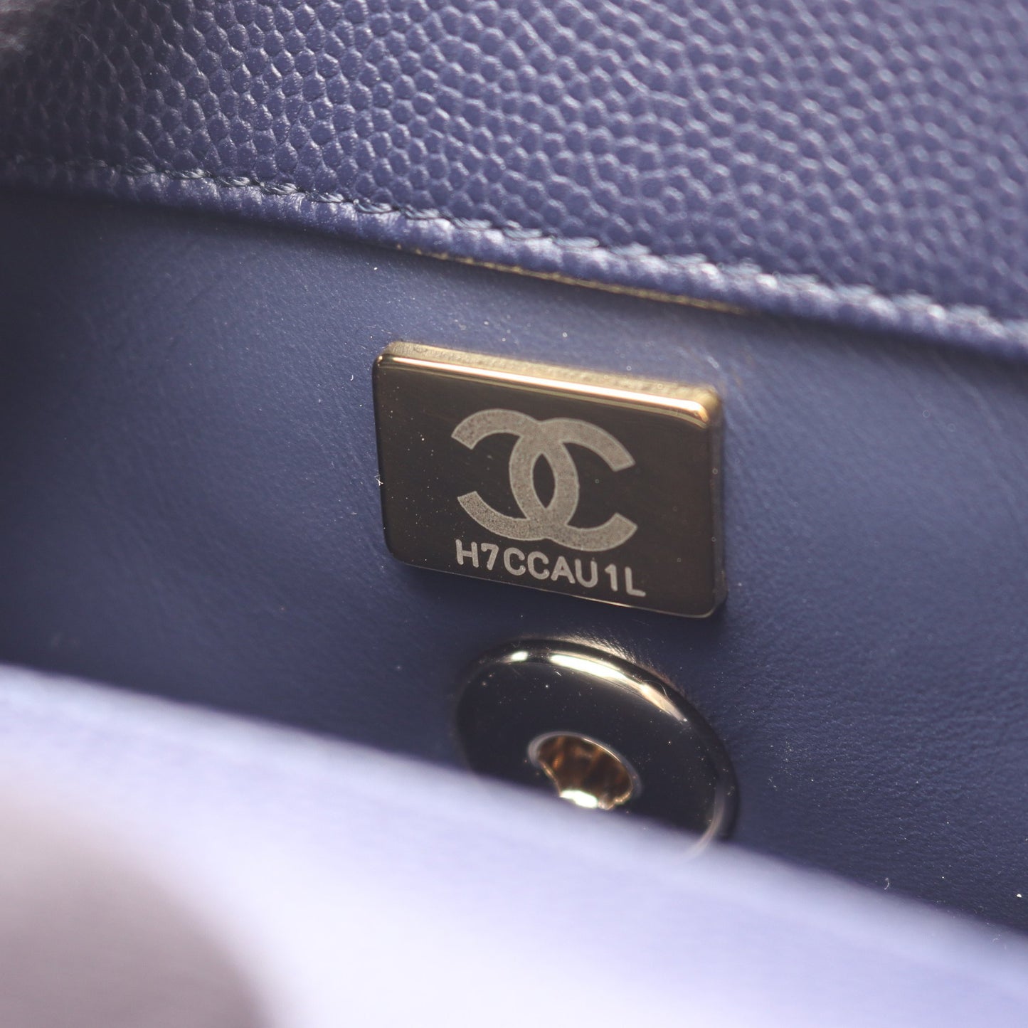 ココハンドル フラップ マトラッセ 2WAY ハンドバッグ キャビアスキン ダークパープル ゴールド金具 シャネル バッグ CHANEL