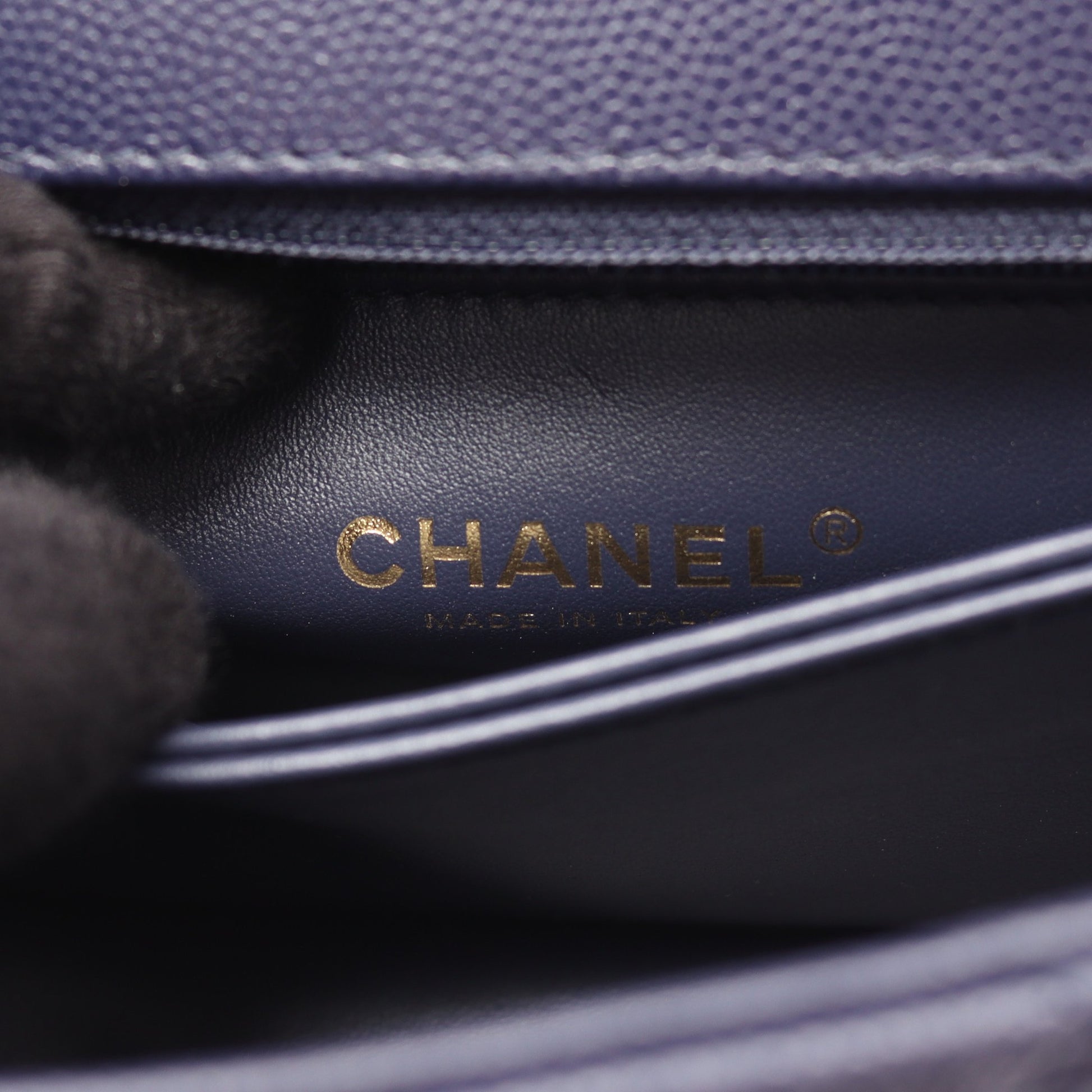 ココハンドル フラップ マトラッセ 2WAY ハンドバッグ キャビアスキン ダークパープル ゴールド金具 シャネル バッグ CHANEL