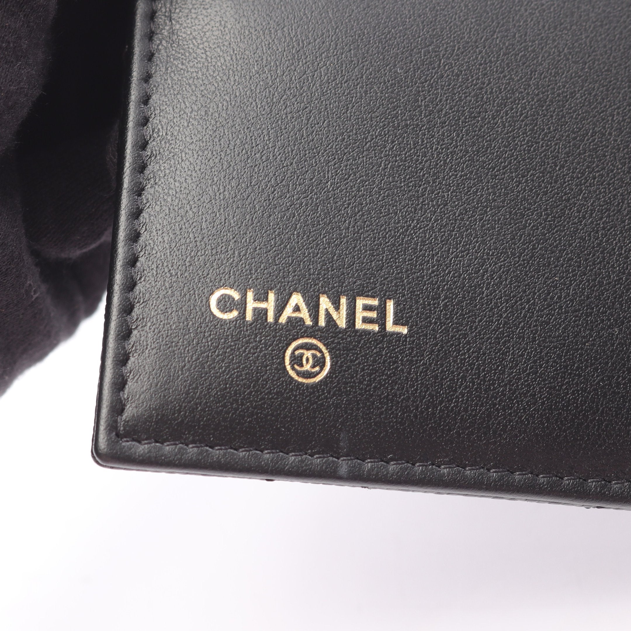 正規品 シャネル クラシック マトラッセ ゴールド金具 Wホック 三つ折り財布 マトラッセ 三つ折り財布 キャビアスキン ブラック ゴールド金具