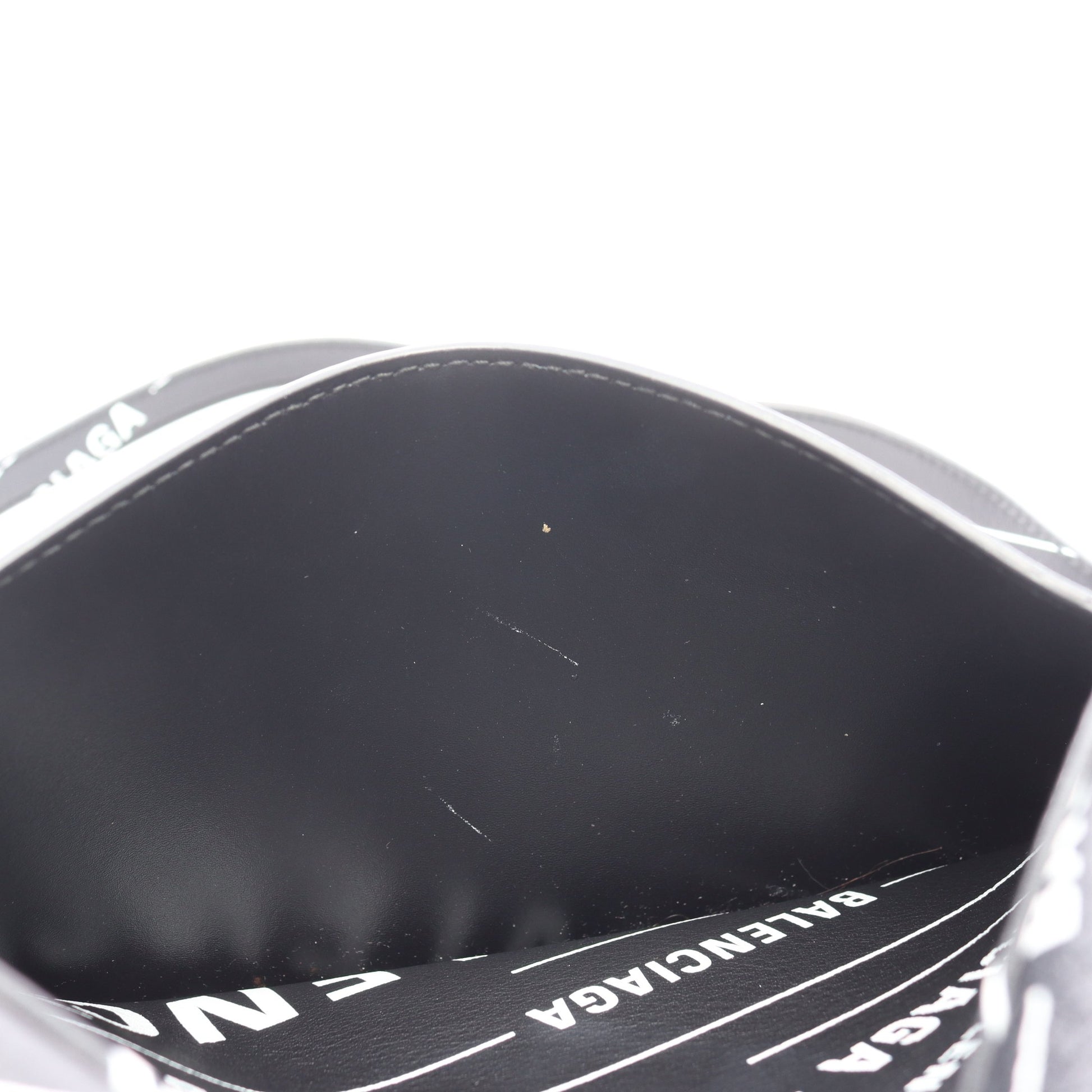 EVERYDAY CAMERA BAG S エブリデイ カメラ バッグ S ショルダーバッグ レザー ブラック ホワイト バレンシアガ バッグ BALENCIAGA