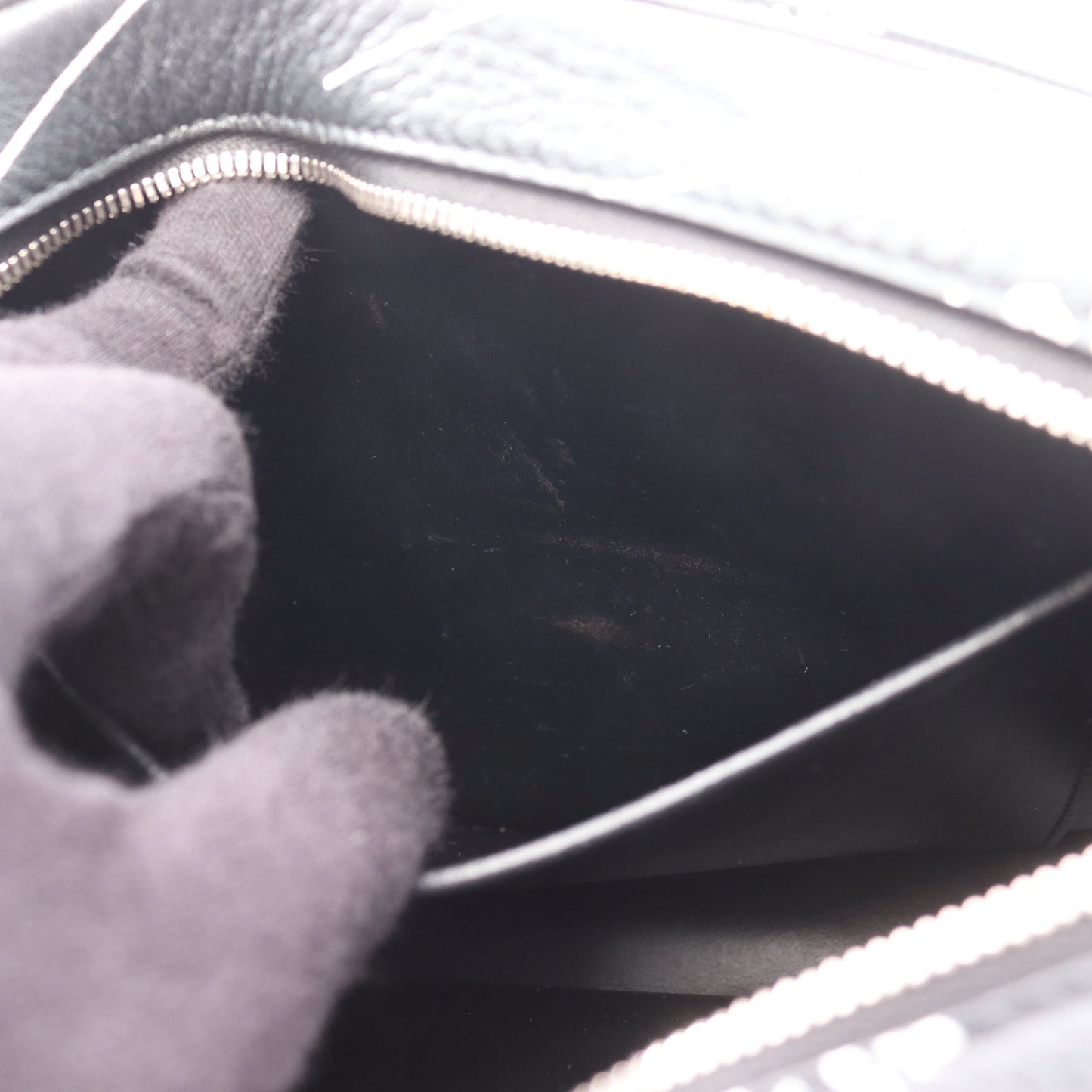 EVERYDAY CAMERA BAG S エブリデイ カメラ バッグ S ショルダーバッグ レザー ブラック ホワイト バレンシアガ バッグ BALENCIAGA