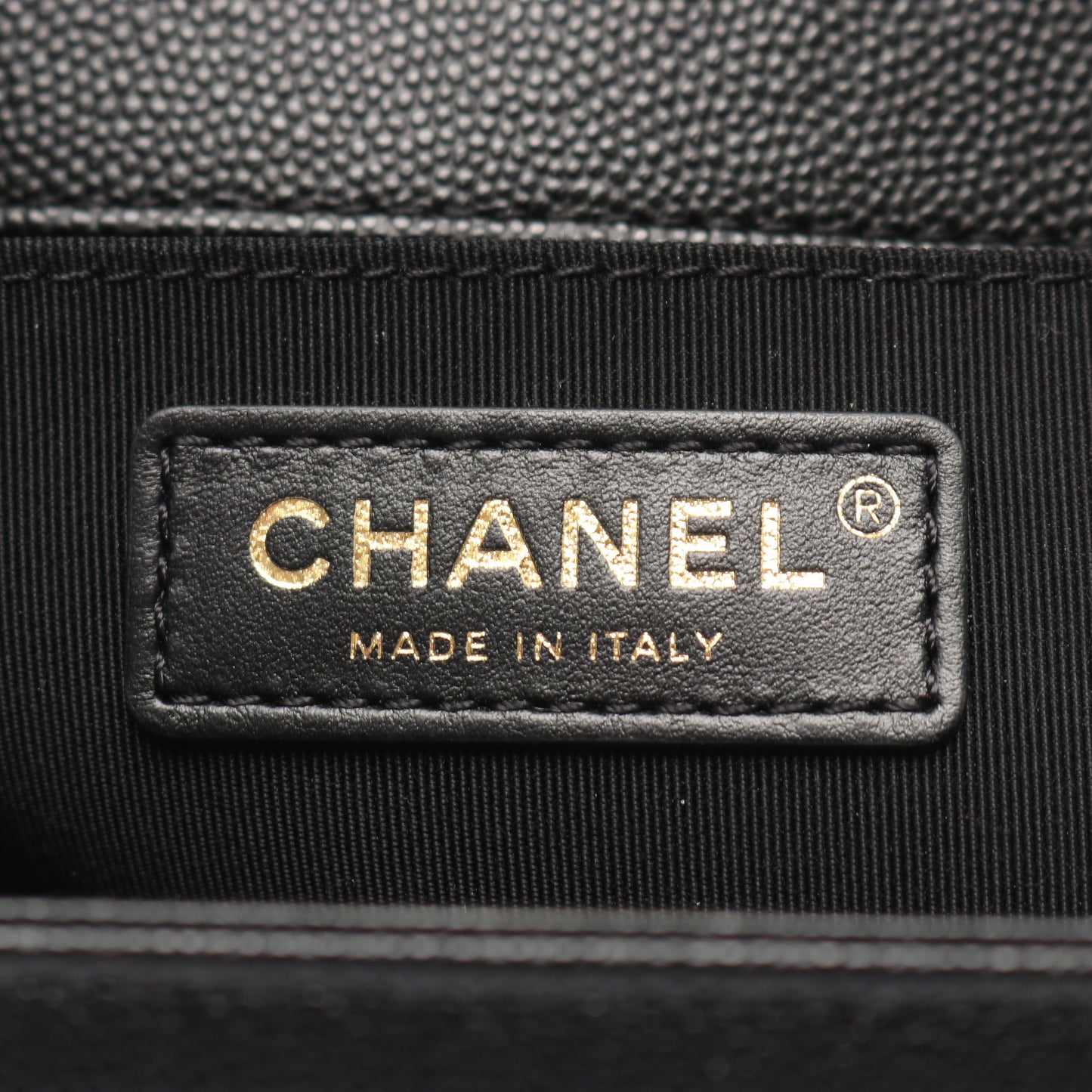 ボーイシャネル チェーンショルダーバッグ キャビアスキン ブラック ゴールド金具 シャネル バッグ CHANEL