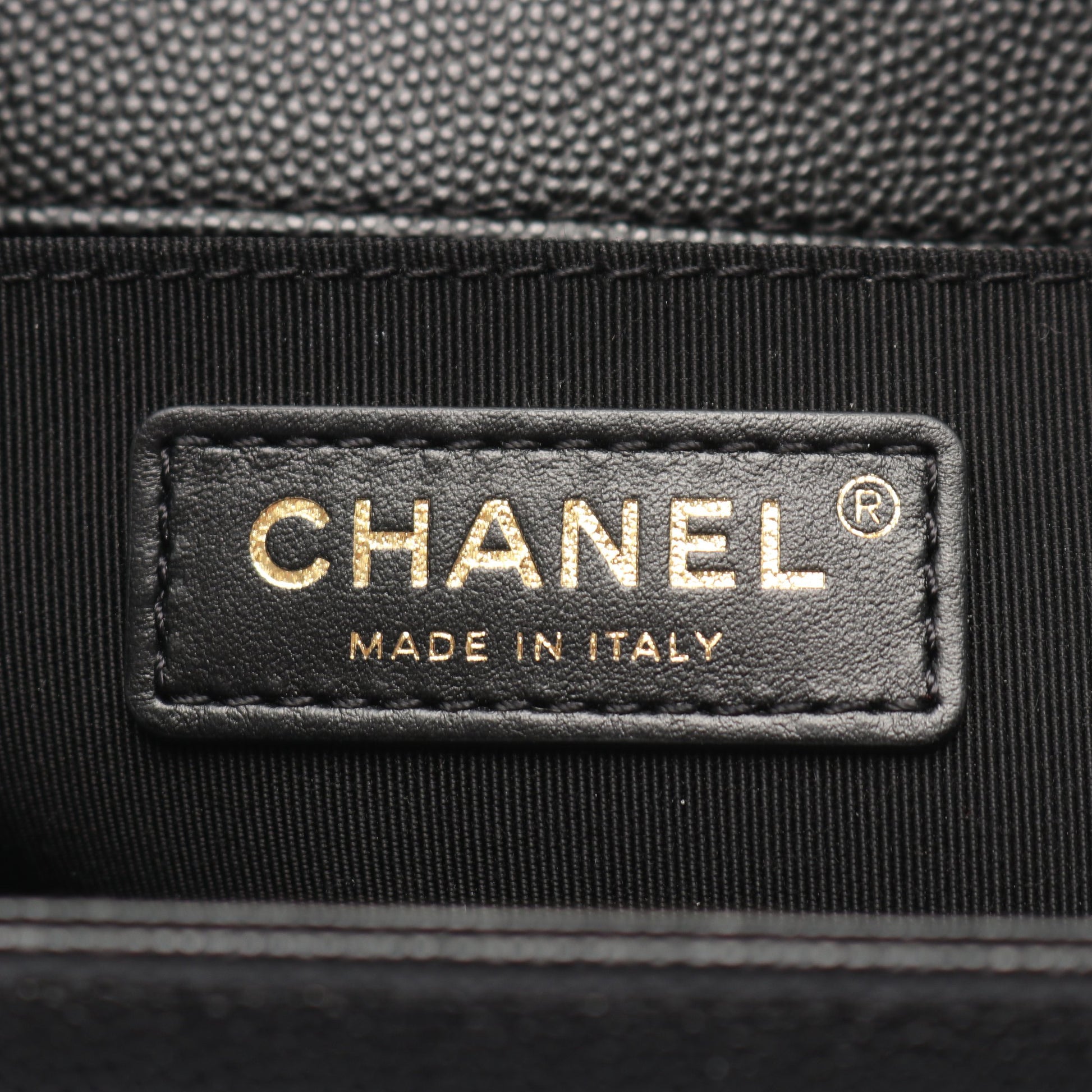 ボーイシャネル チェーンショルダーバッグ キャビアスキン ブラック ゴールド金具 シャネル バッグ CHANEL