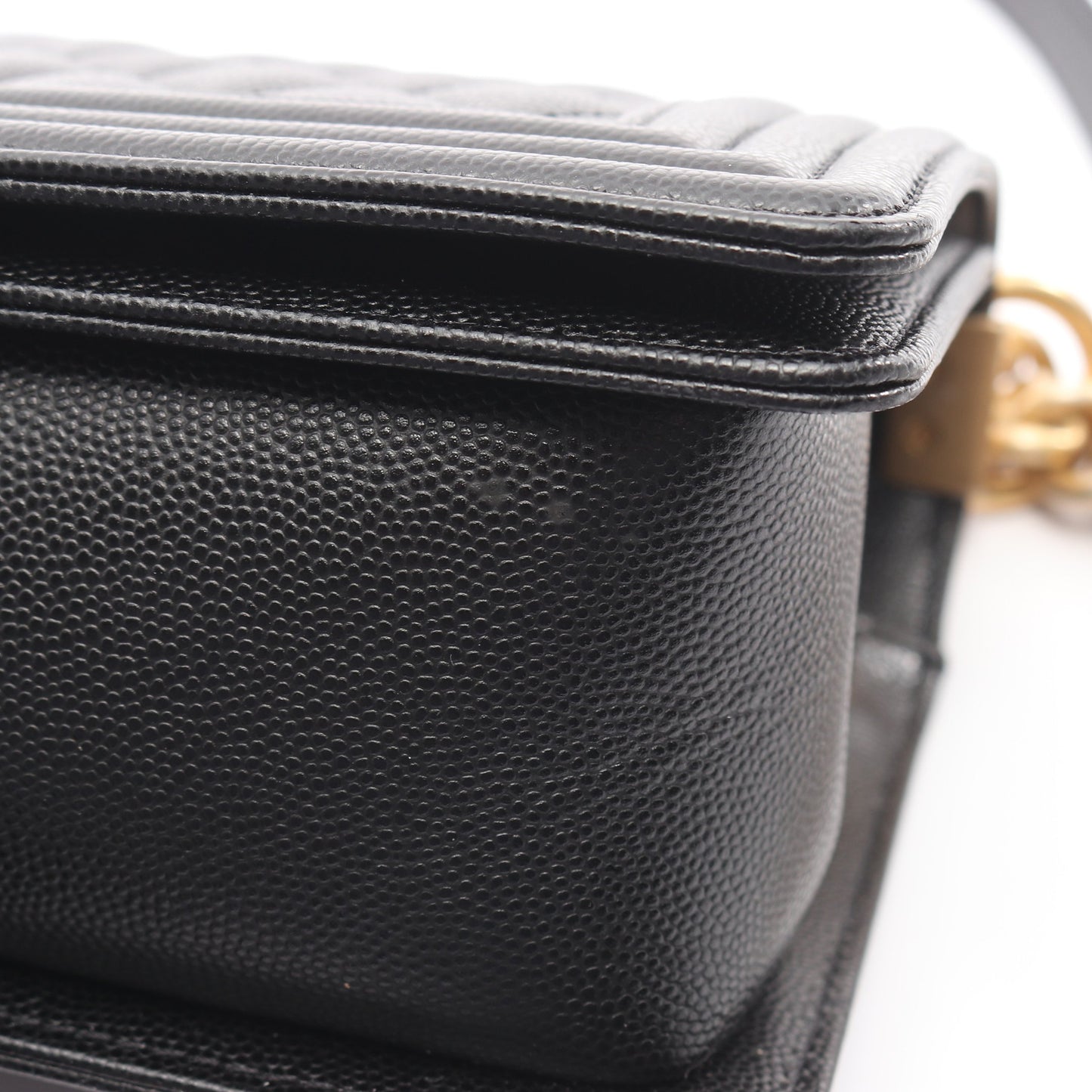 ボーイシャネル チェーンショルダーバッグ キャビアスキン ブラック ゴールド金具 シャネル バッグ CHANEL