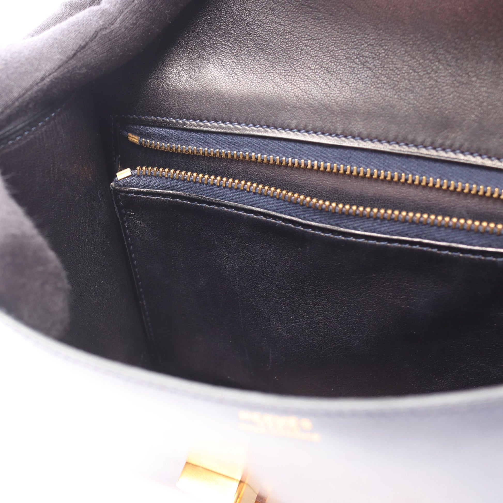 コンスタンス23 ブルーネイビー ショルダーバッグ ボックスカーフ ネイビー ゴールド金具 ○I刻印 エルメス バッグ HERMES