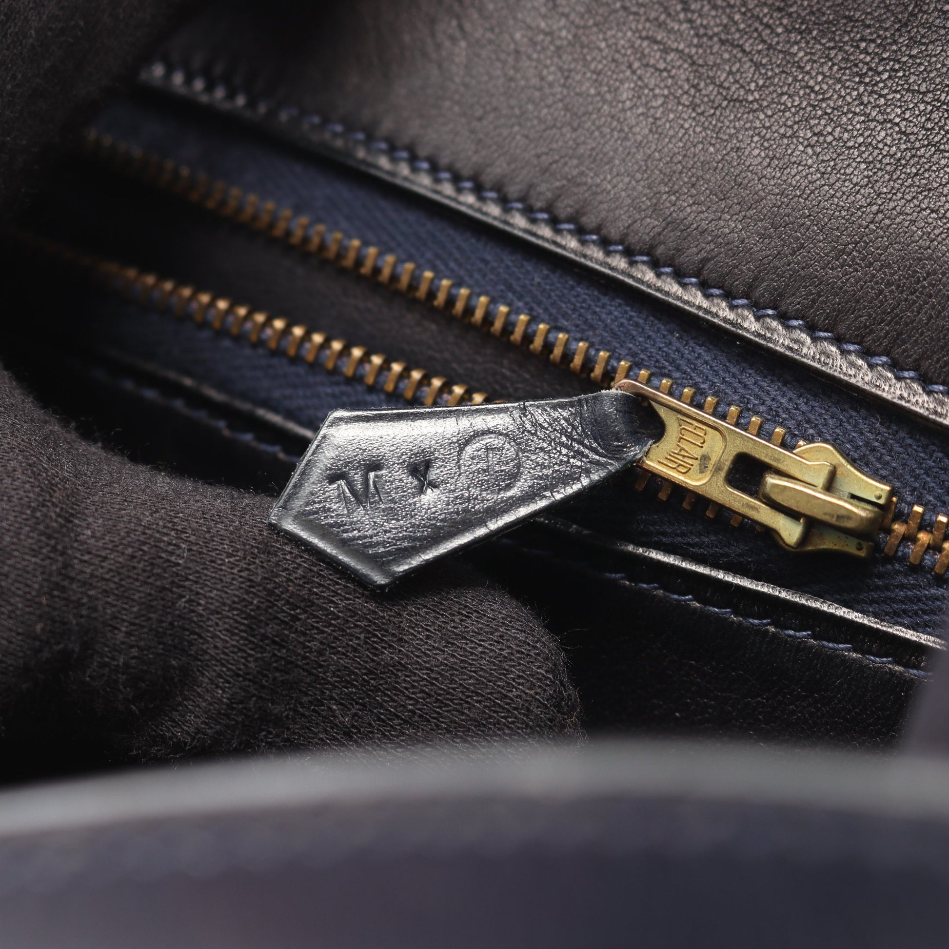 コンスタンス23 ブルーネイビー ショルダーバッグ ボックスカーフ ネイビー ゴールド金具 ○I刻印 エルメス バッグ HERMES