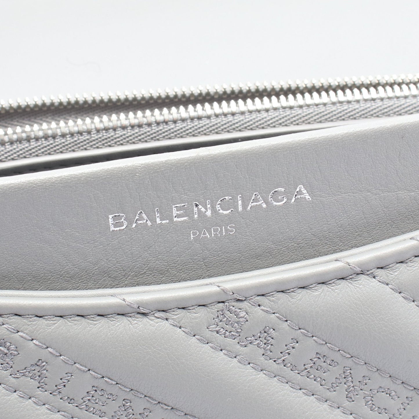 BBラウンド チェーンショルダーバッグ レザー グレー バレンシアガ バッグ BALENCIAGA