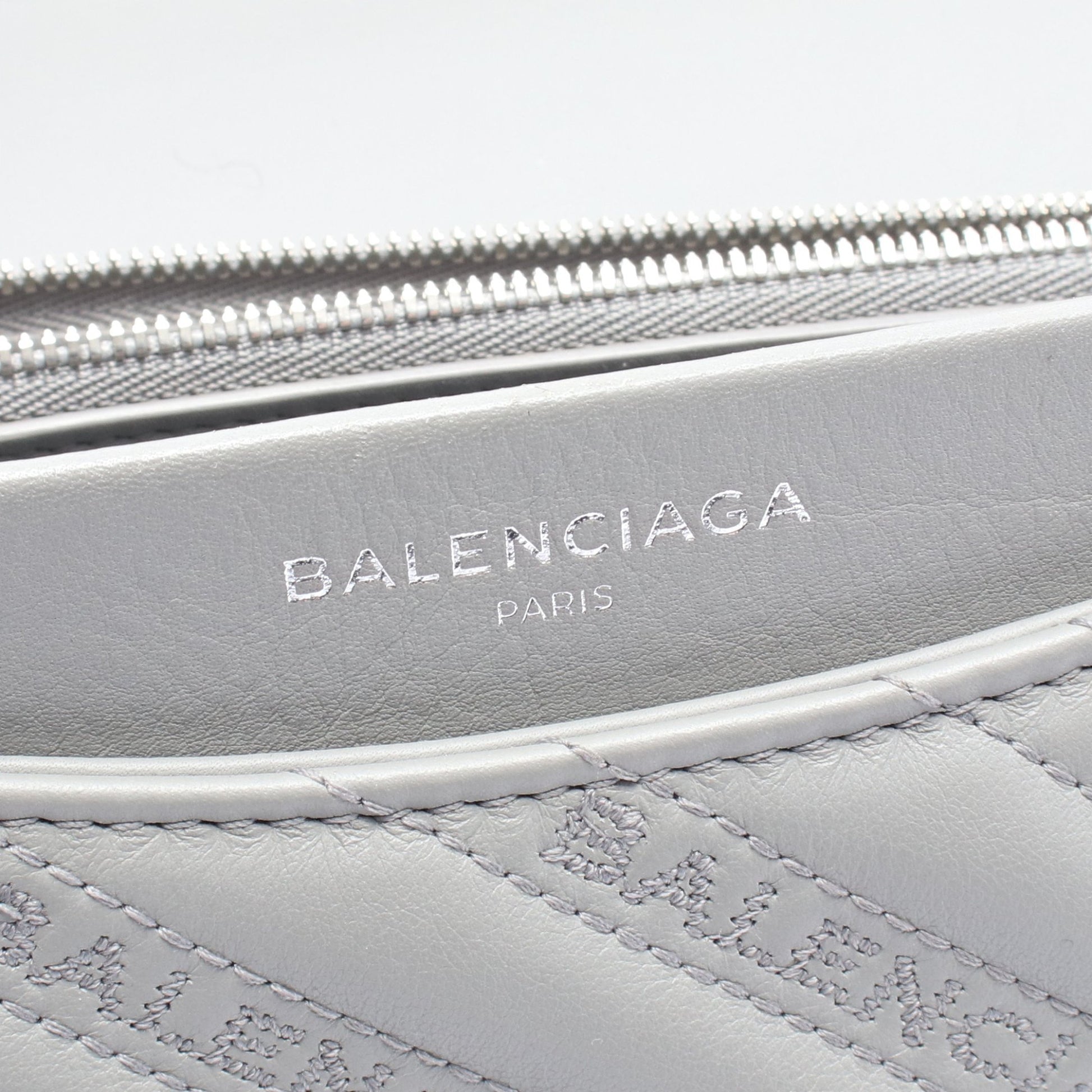 BBラウンド チェーンショルダーバッグ レザー グレー バレンシアガ バッグ BALENCIAGA