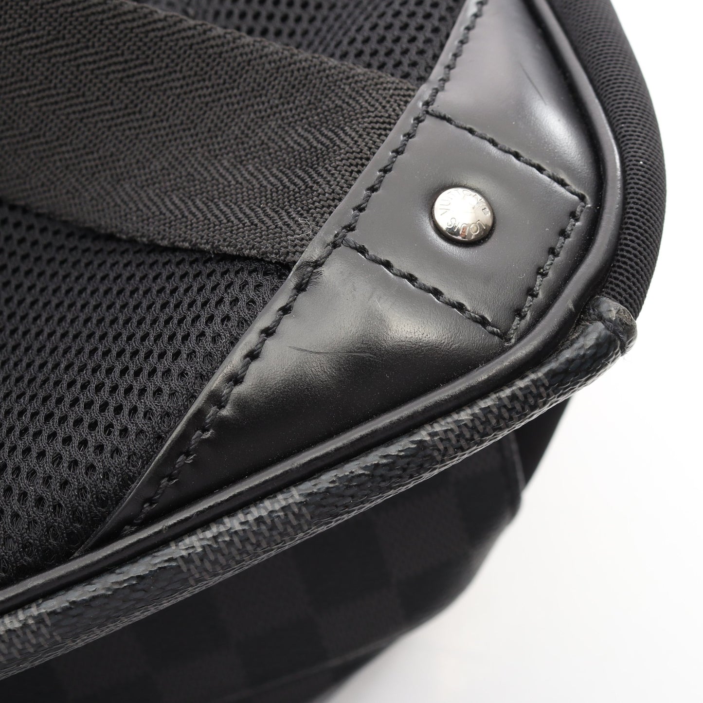 ミカエル ダミエグラフィット バックパック リュックサック PVC レザー ブラック ルイヴィトン バッグ LOUIS VUITTON