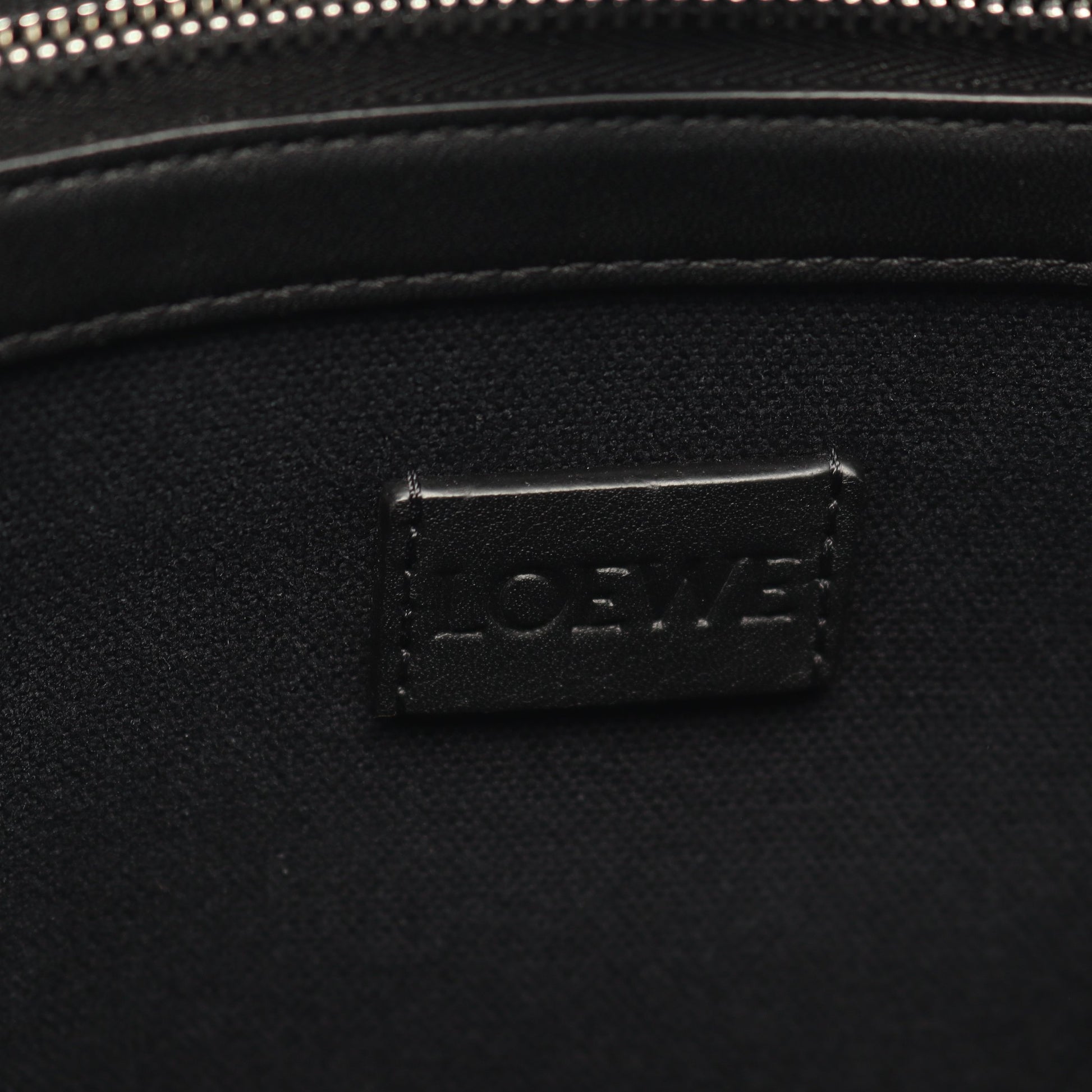 バックルホリゾンタル アナグラム ショルダーバッグ トートバッグ キャンバス レザー ブラック ロエベ バッグ LOEWE