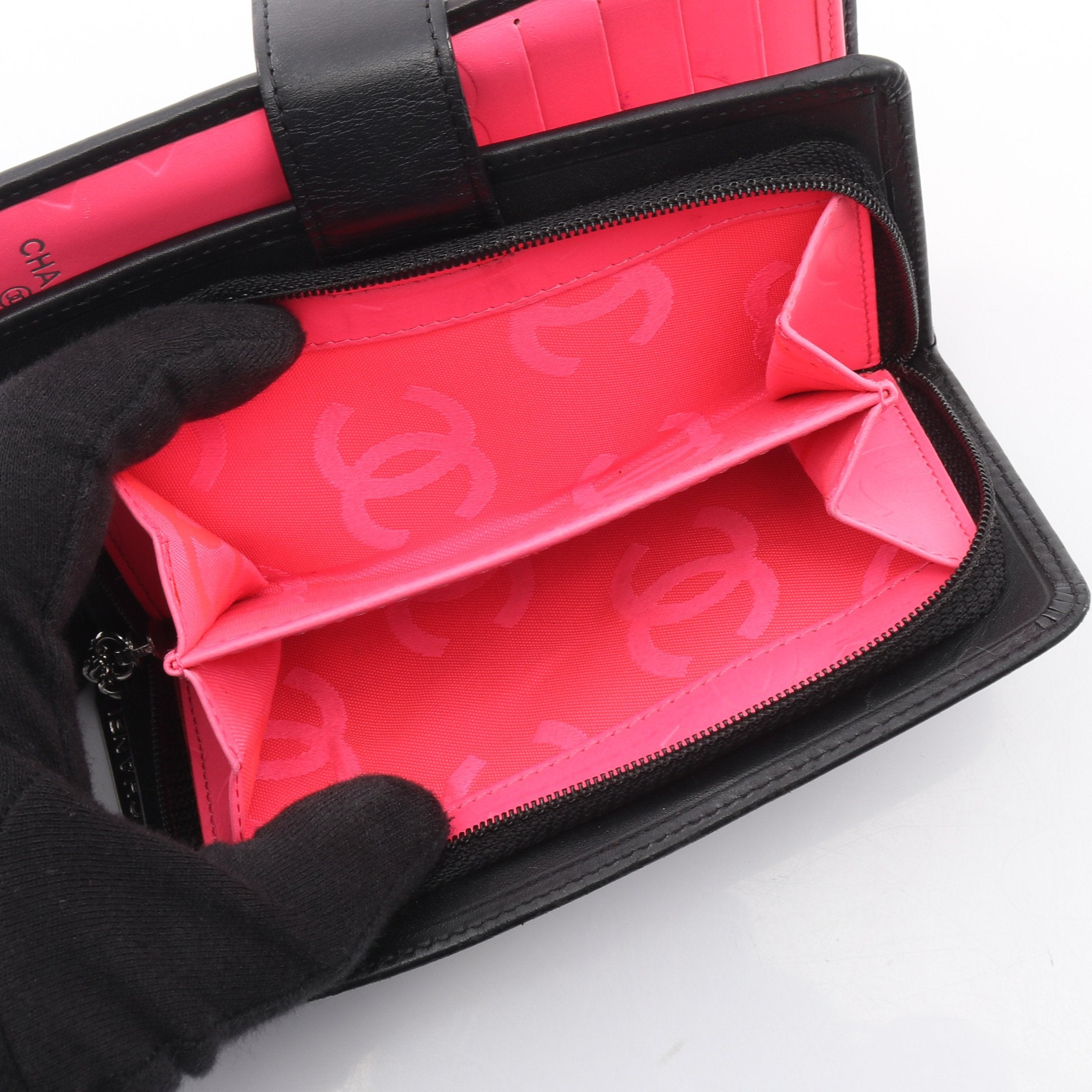 CHANEL 2つ折りエナメル財布 楽天市場】【財布】CHANEL シャネル ココマーク 2つ折財布 二つ折り