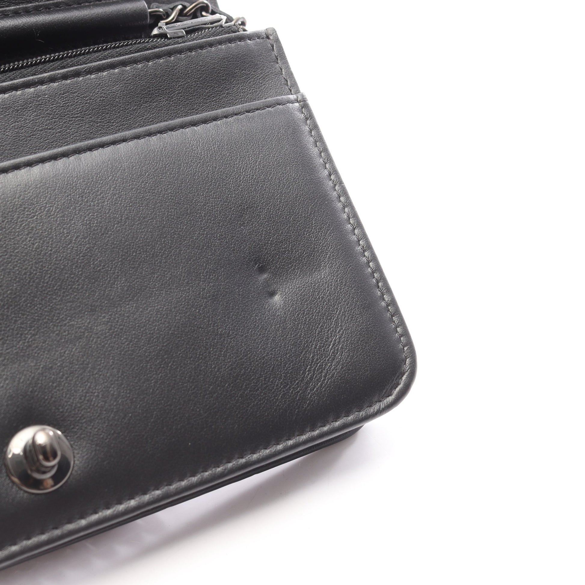 マトラッセ ビジュー ブラック金具 チェーンウォレット レザー ブラック シャネル バッグ CHANEL