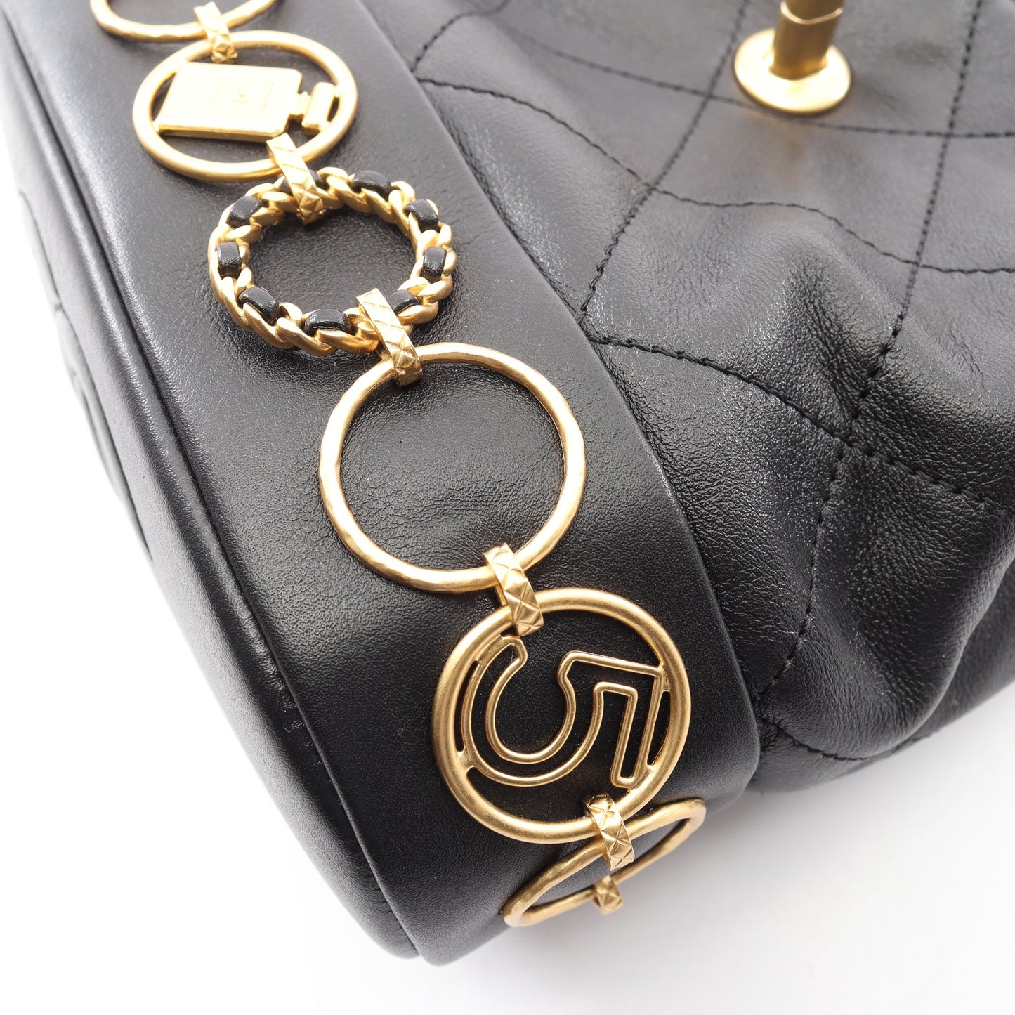 マトラッセ スモール チェーン バックパック リュックサック ラムスキン ブラック ゴールド金具 シャネル バッグ CHANEL