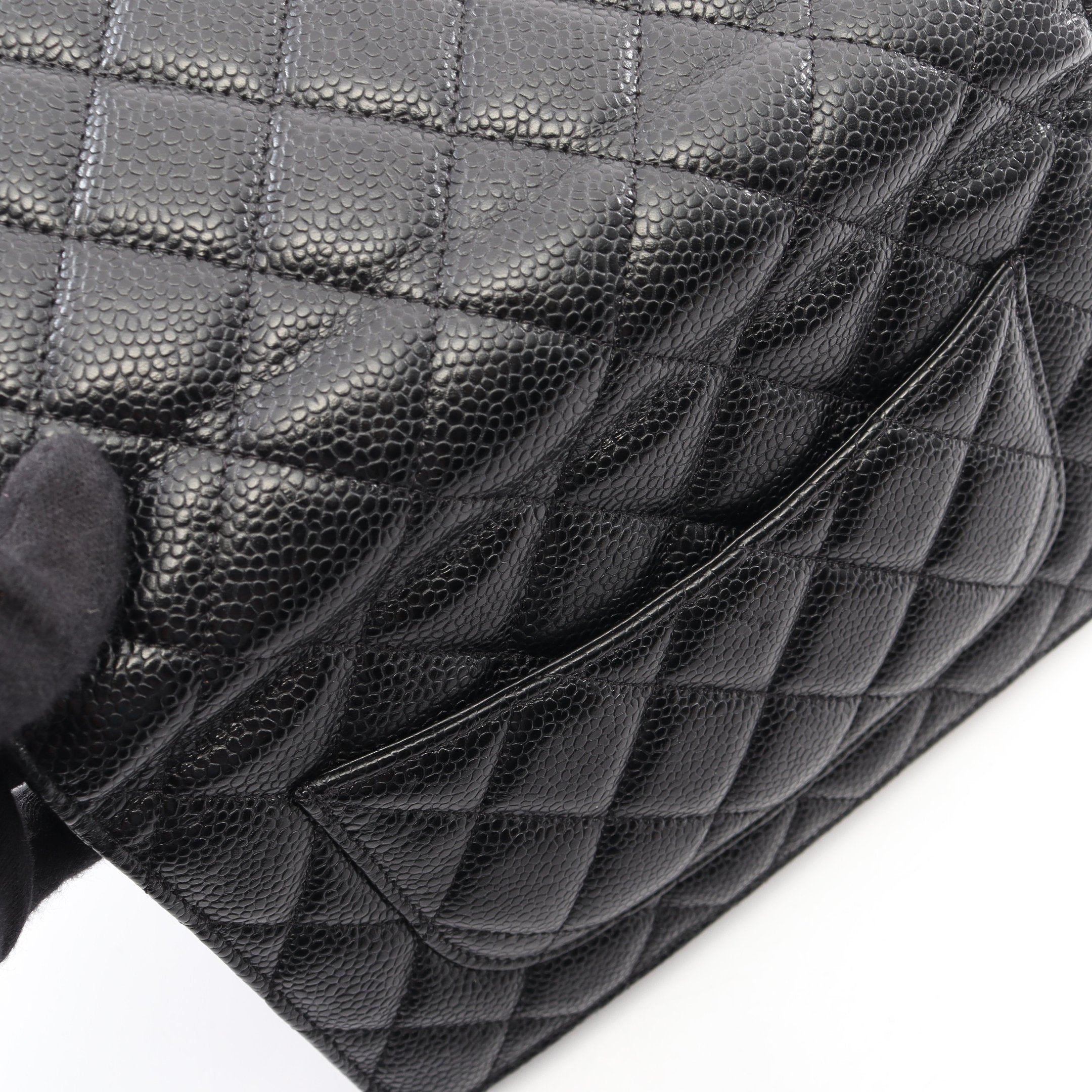 CHANEL  チェーンウォレット　クラシック　マトラッセ　キャビアスキン CHANEL（シャネル） マトラッセ クラシック チェーンウォレット