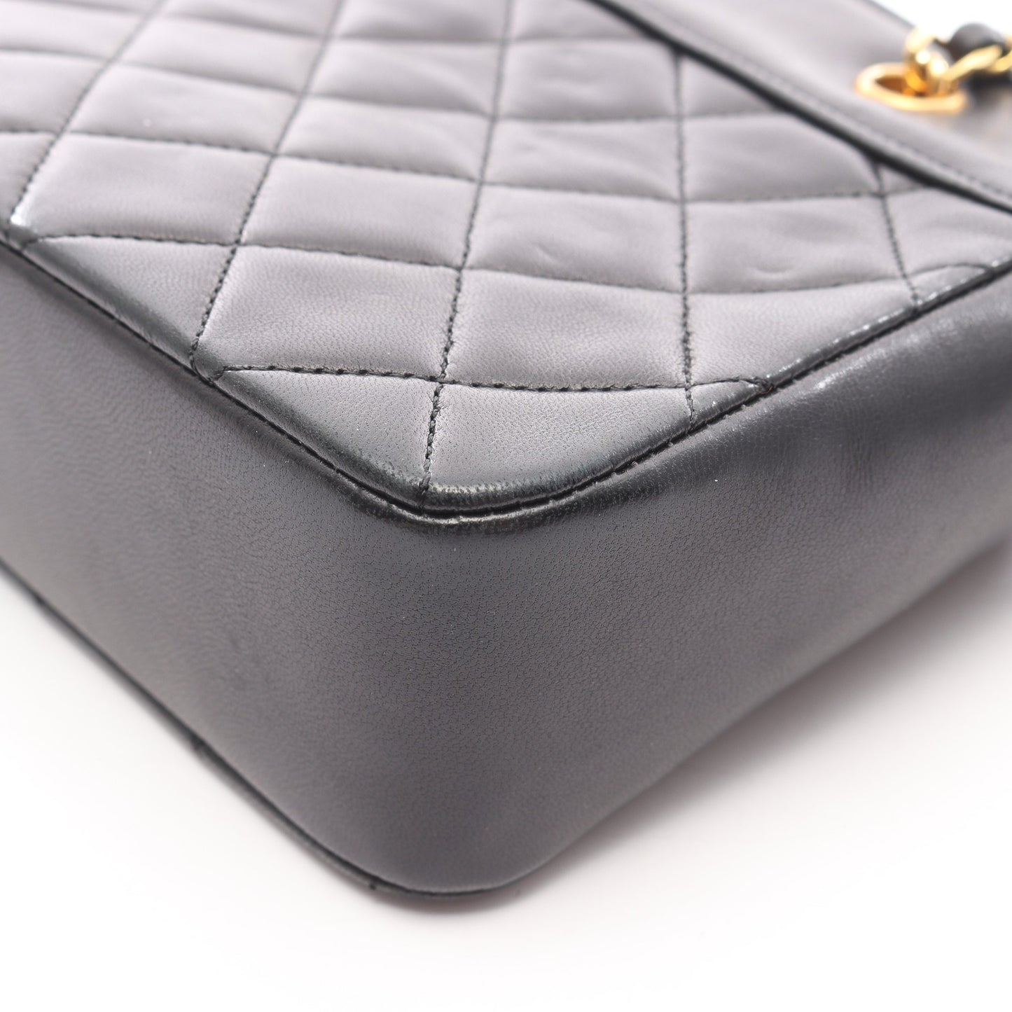 マトラッセ チェーンハンドバッグ ラムスキン ブラック ゴールド金具 シャネル バッグ CHANEL