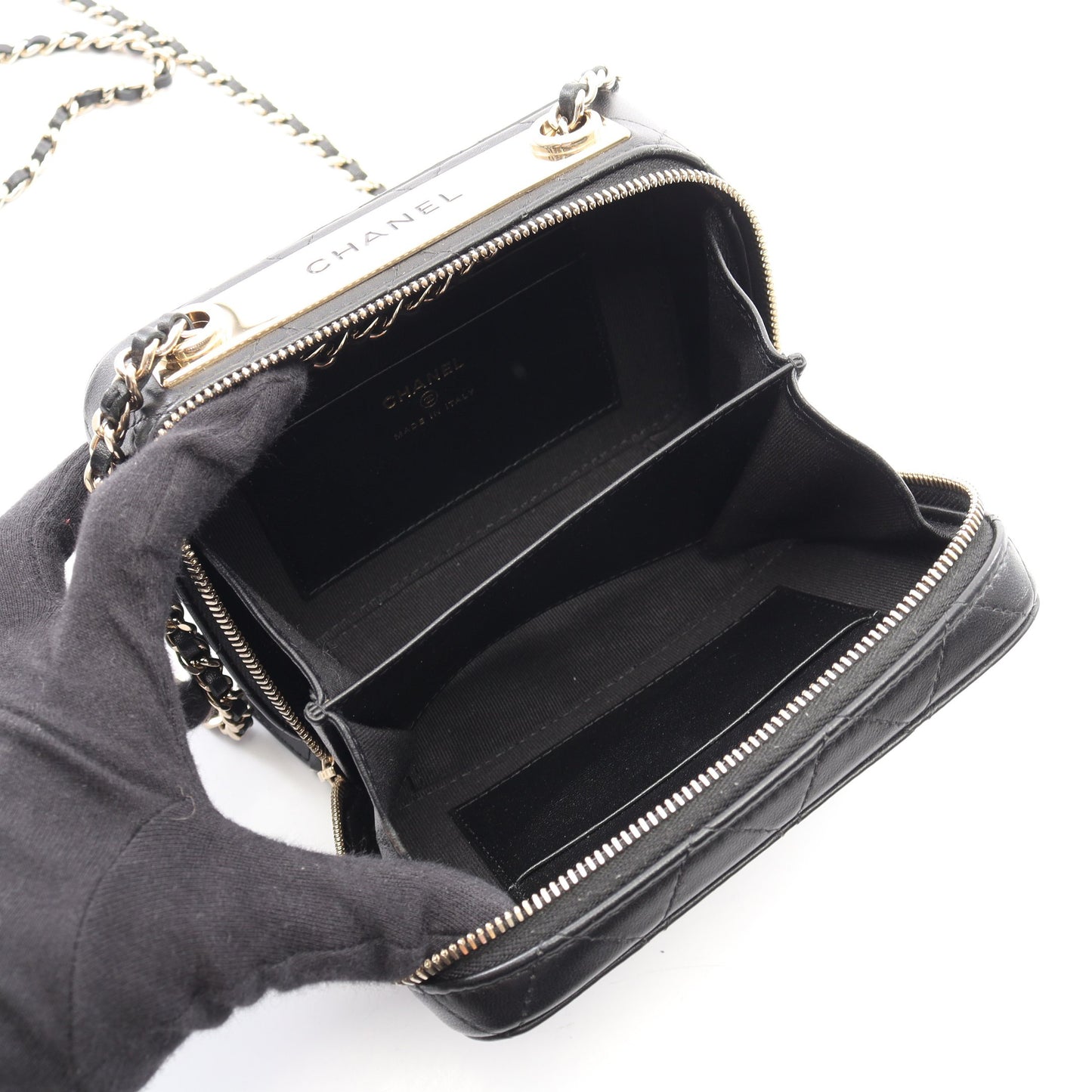 トレンディCC ミニ チェーンショルダーバッグ ラムスキン ブラック ゴールド金具 シャネル バッグ CHANEL