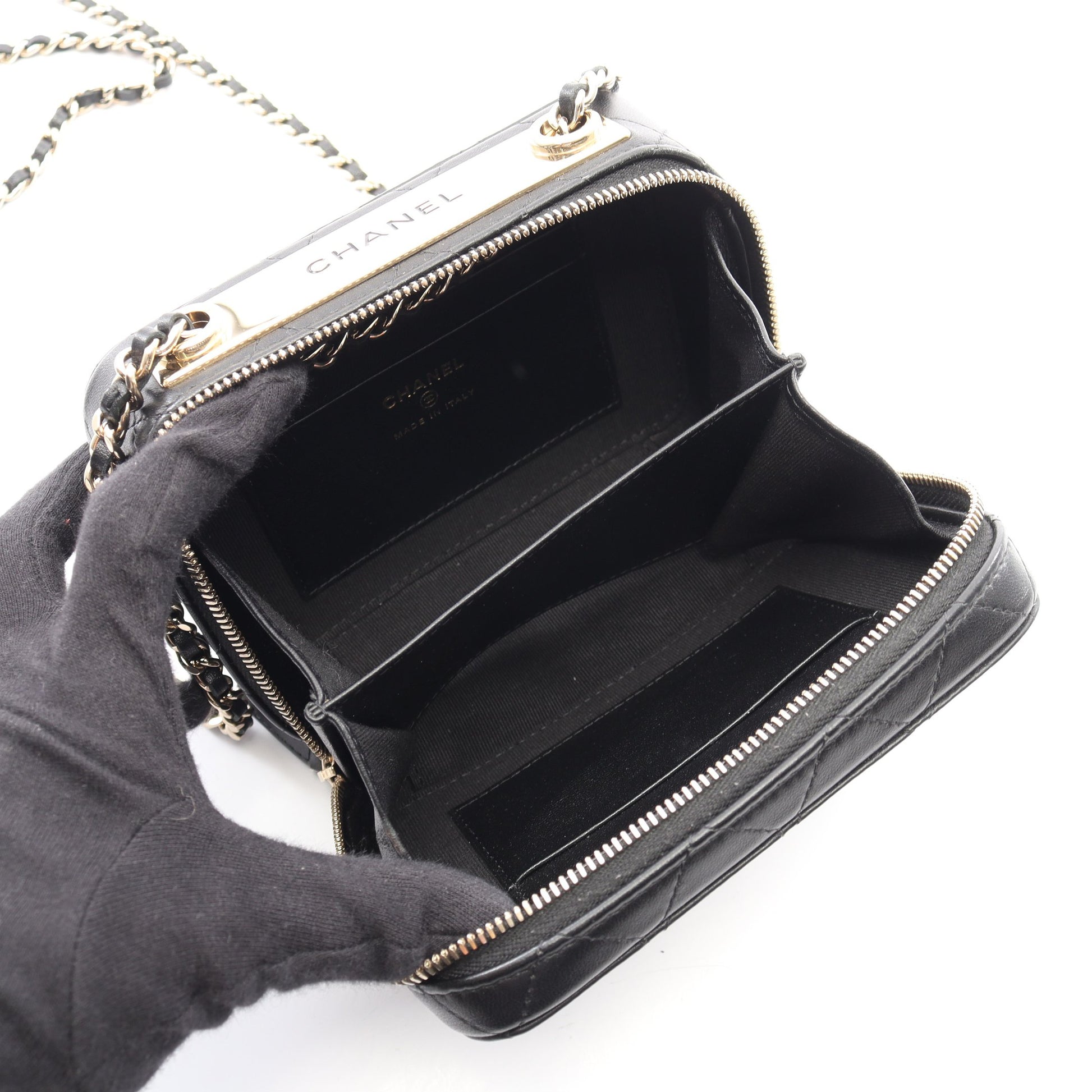 トレンディCC ミニ チェーンショルダーバッグ ラムスキン ブラック ゴールド金具 シャネル バッグ CHANEL