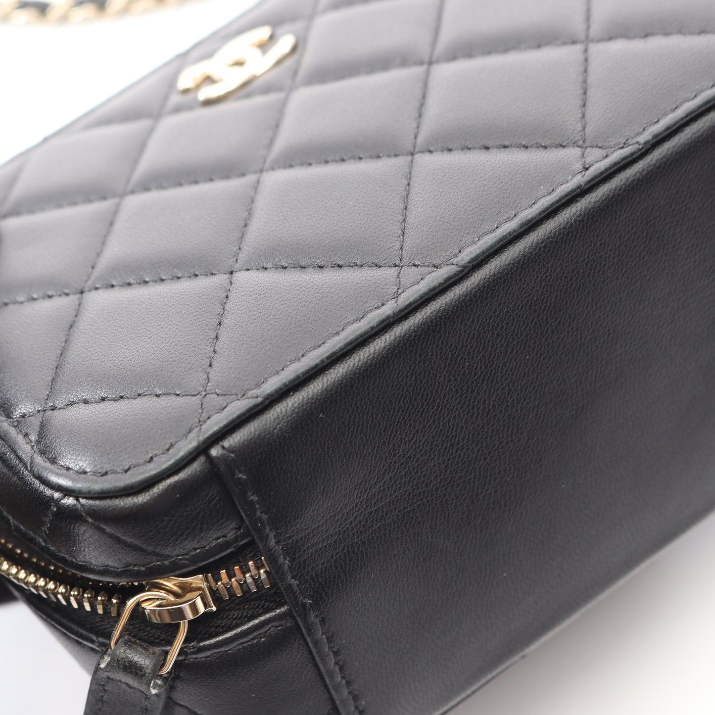 トレンディCC ミニ チェーンショルダーバッグ ラムスキン ブラック ゴールド金具 シャネル バッグ CHANEL
