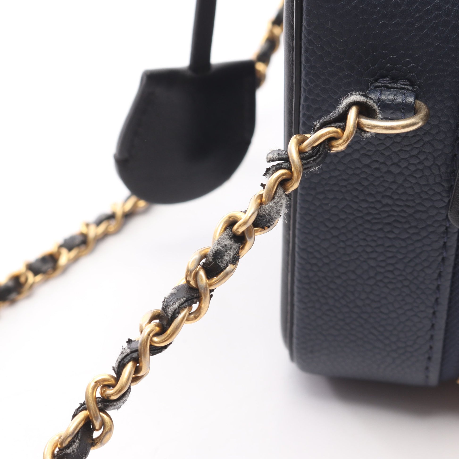 CCフィグリー スモール バニティバッグ 2WAY チェーンショルダーバッグ キャビアスキン ネイビー ブラック ゴールド金具 シャネル バッグ CHANEL