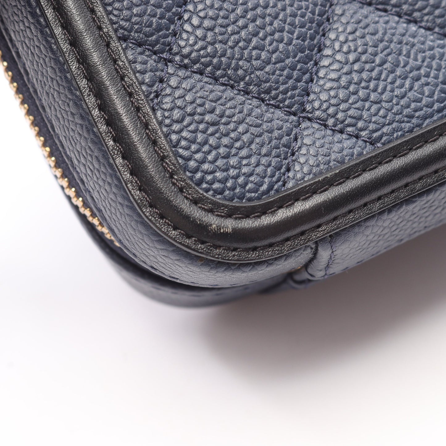 CCフィグリー スモール バニティバッグ 2WAY チェーンショルダーバッグ キャビアスキン ネイビー ブラック ゴールド金具 シャネル バッグ CHANEL