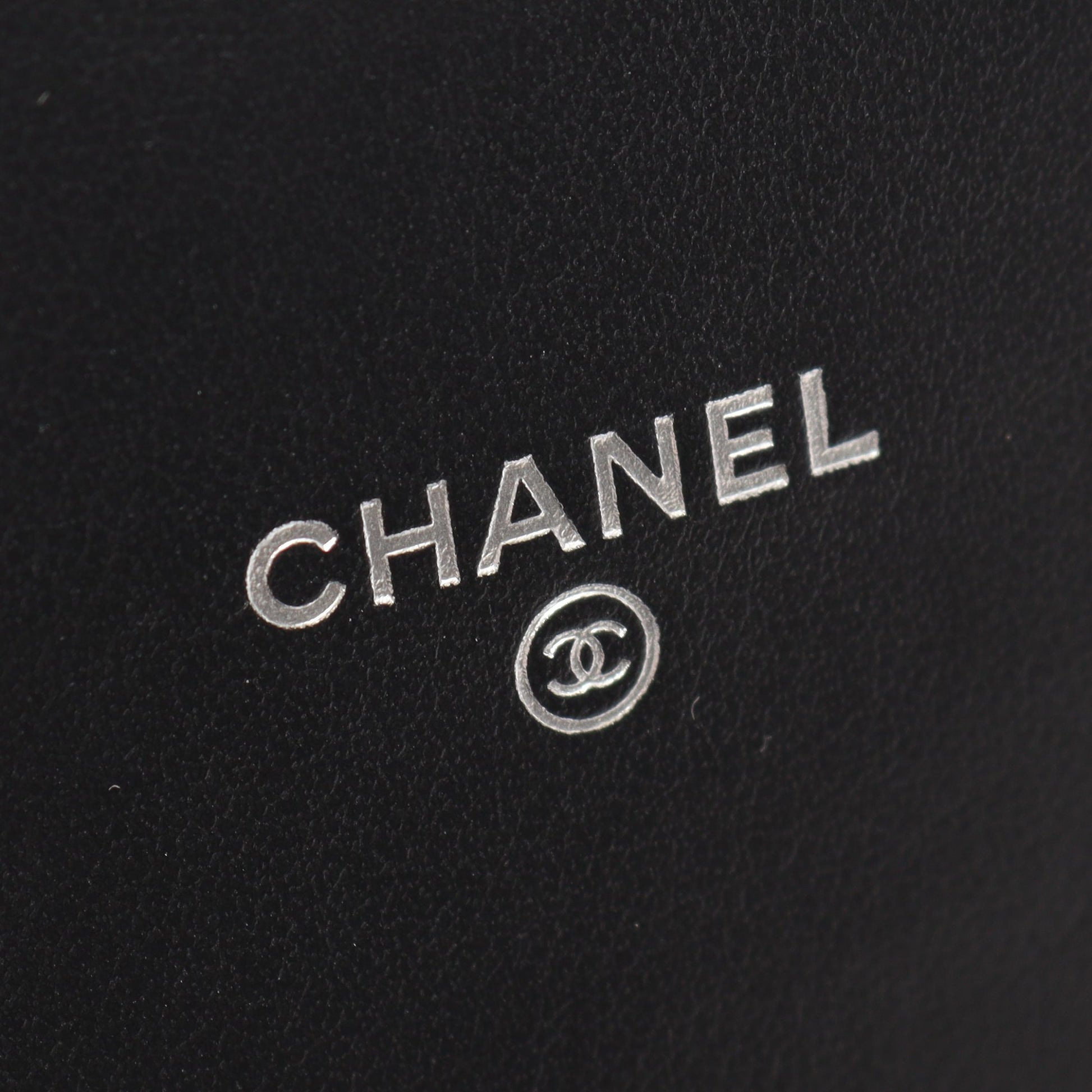 ボーイシャネル フォンホルダー チェーンショルダーバッグ キャビアスキン ブラック シルバー金具 シャネル バッグ CHANEL