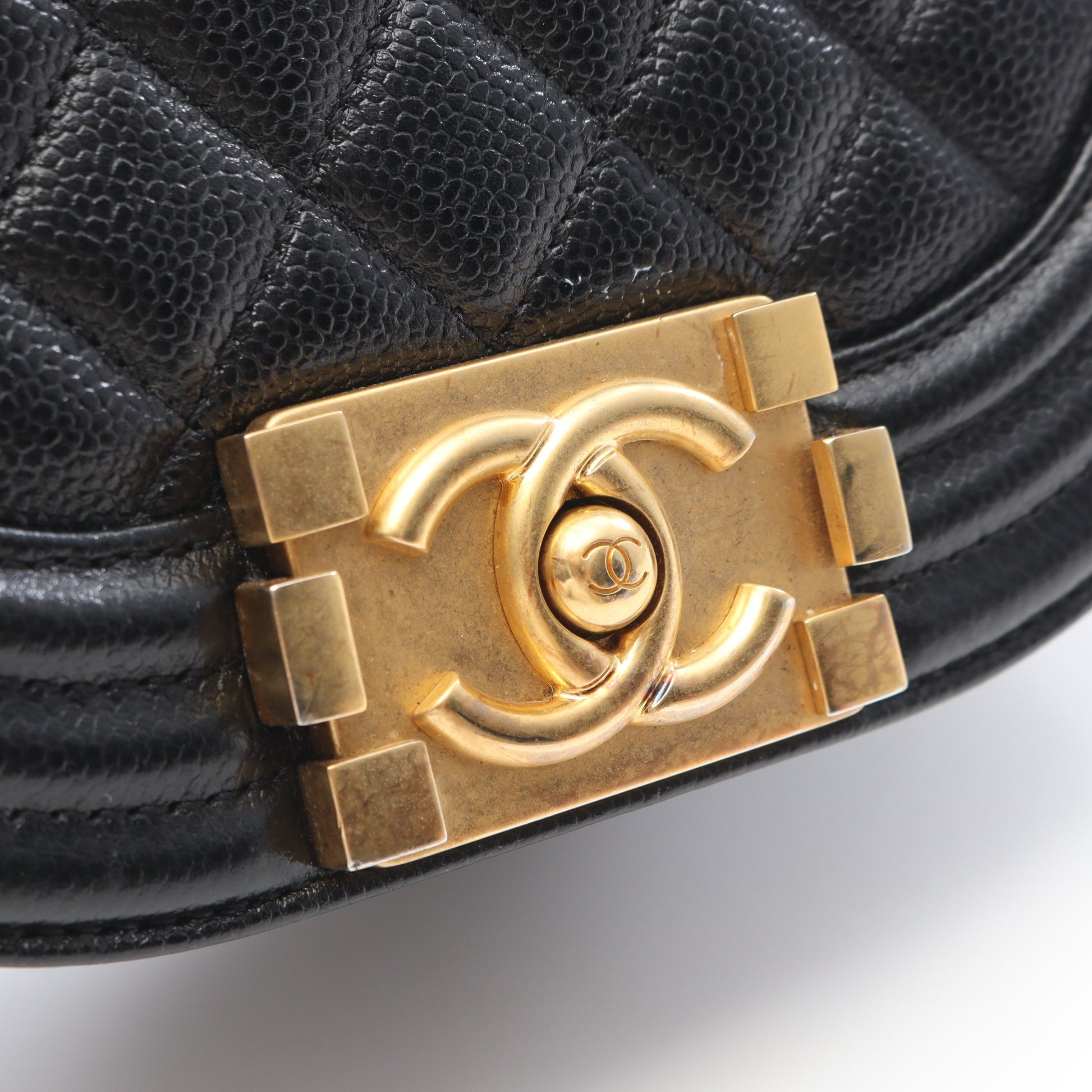 ボーイシャネル チェーンショルダーバッグ キャビアスキン ブラック ゴールド金具 シャネル バッグ CHANEL