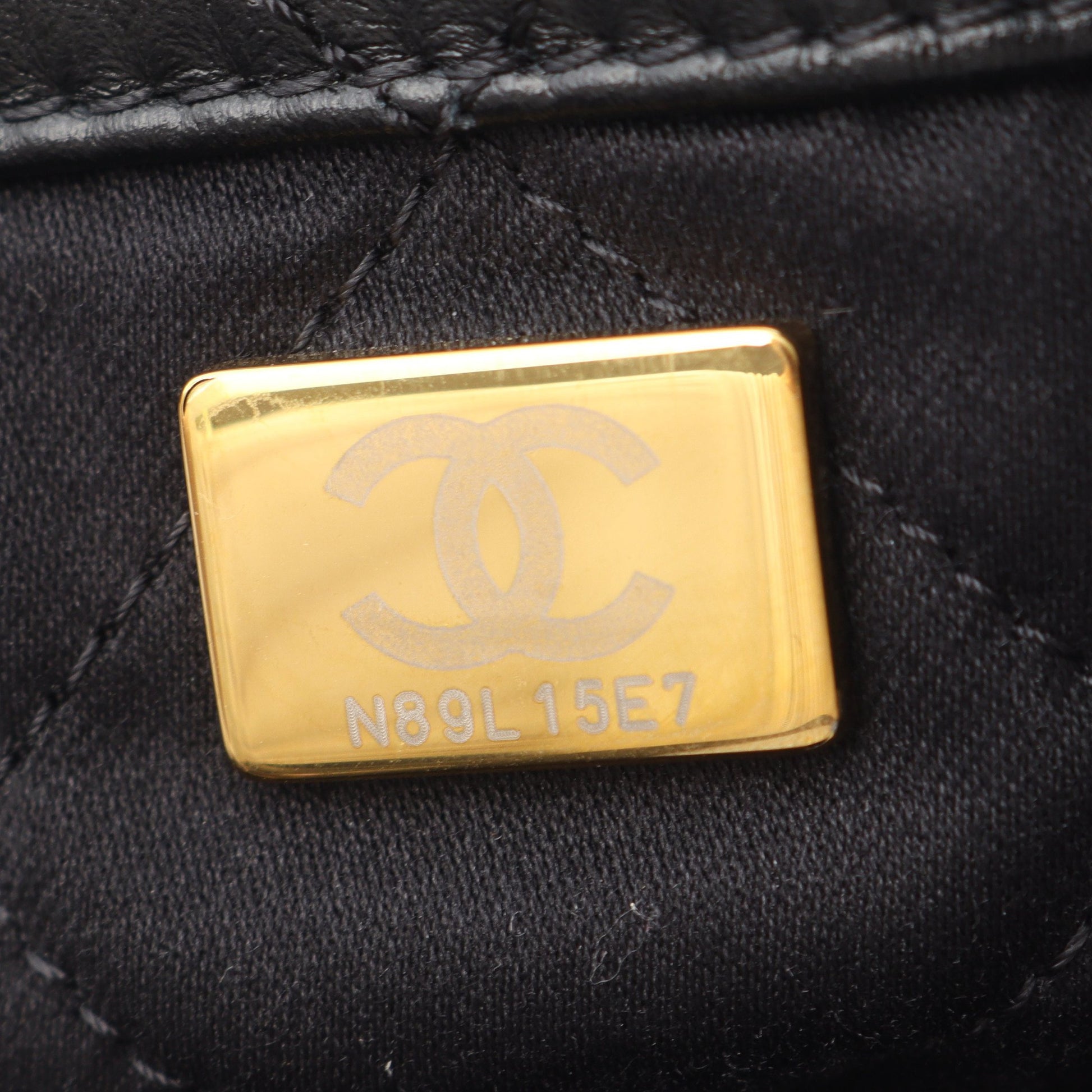シャネル 22 ラージ バックパック リュックサック レザー ブラック ゴールド金具 シャネル バッグ CHANEL