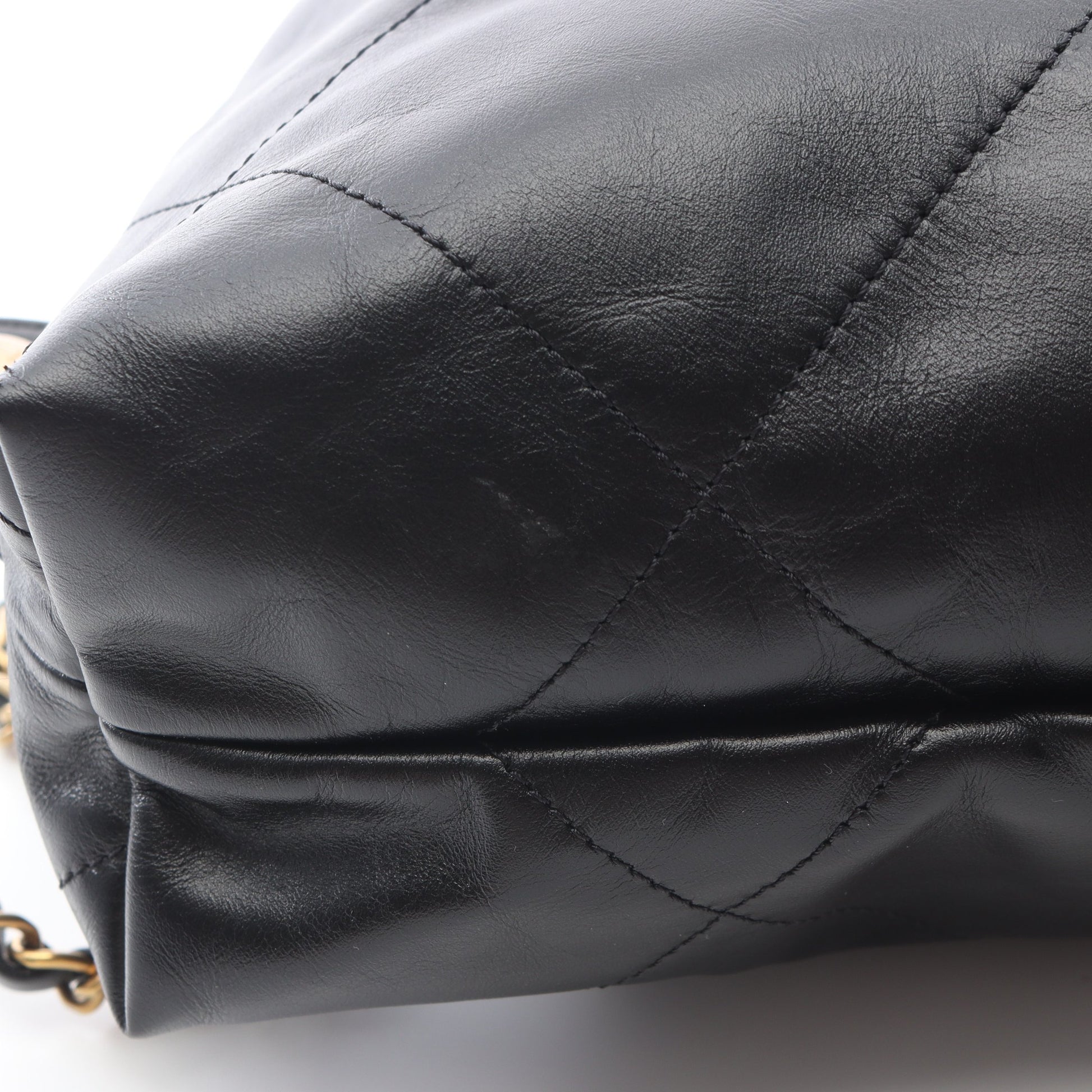 シャネル 22 ラージ バックパック リュックサック レザー ブラック ゴールド金具 シャネル バッグ CHANEL