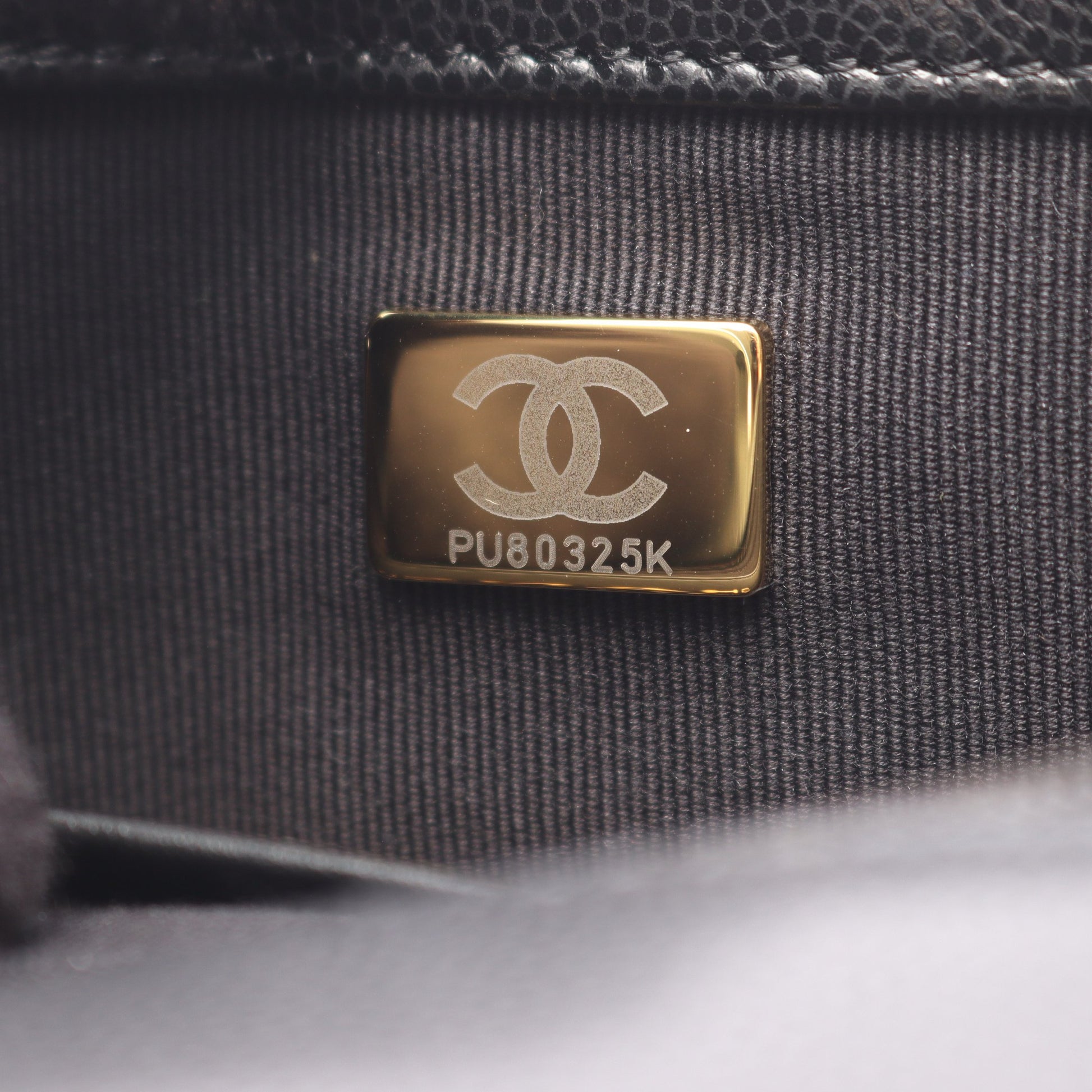 マトラッセ チェーンショルダーバッグ ソフトキャビアスキン ブラック ゴールド金具 シャネル バッグ CHANEL