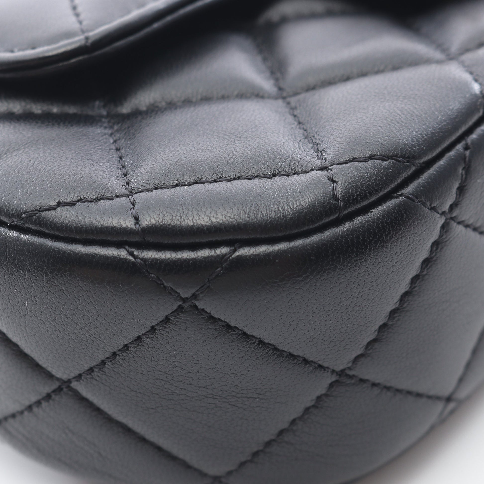 マトラッセ トップハンドル 2WAY チェーンショルダーバッグ ラムスキン ブラック ゴールド金具 シャネル バッグ CHANEL