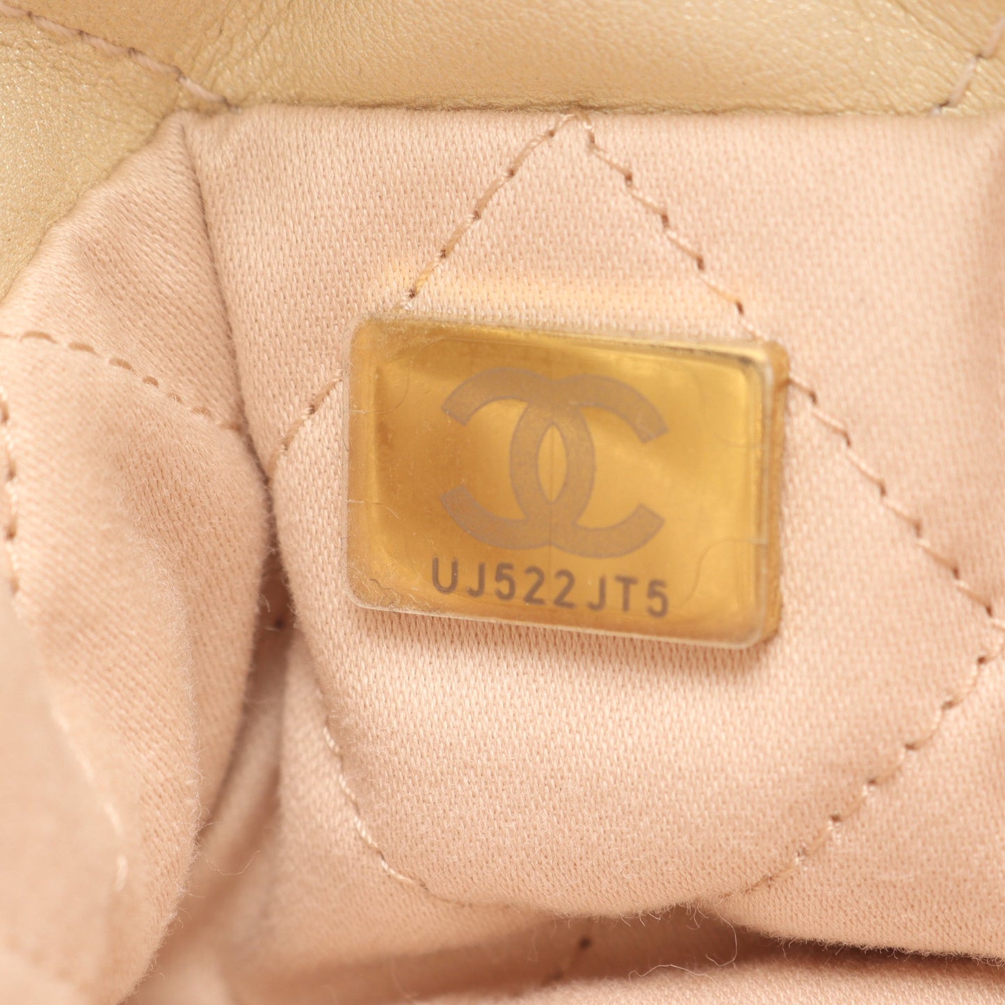 CHANEL 22 ミニ チェーンショルダーバッグ レザー アイボリー ゴールド金具 シャネル バッグ CHANEL