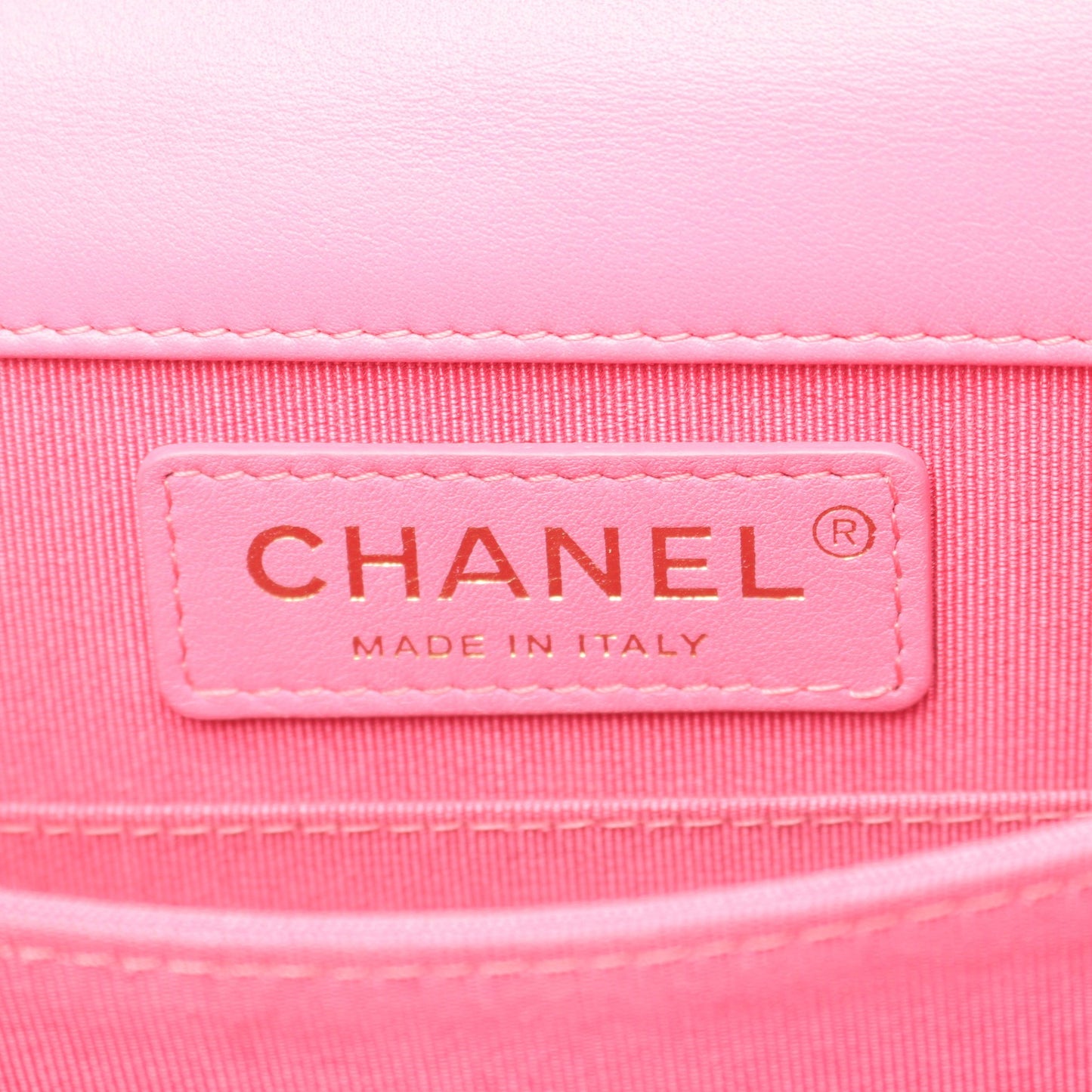 ボーイシャネル マトラッセ チェーンショルダーバッグ ラムスキン ピンク ゴールド金具 シャネル バッグ CHANEL