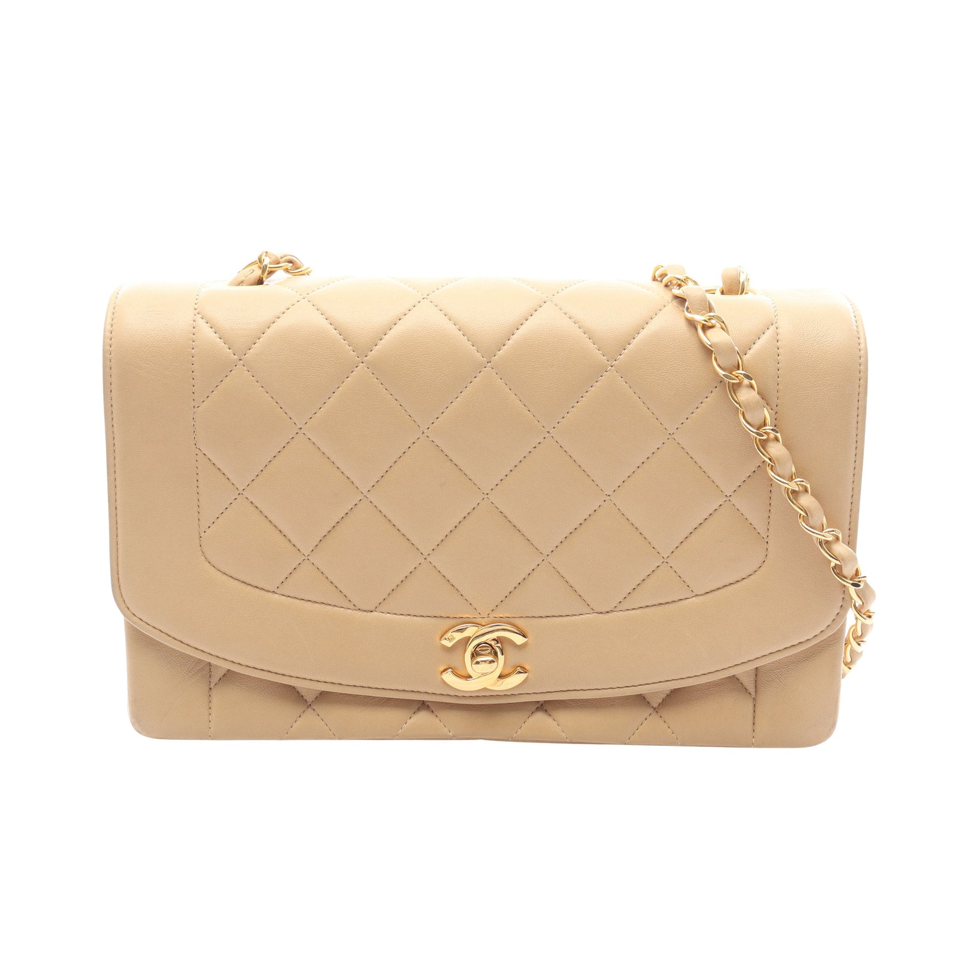 マトラッセ ダイアナフラップ チェーンショルダーバッグ ラムスキン ベージュ ゴールド金具 シャネル バッグ CHANEL