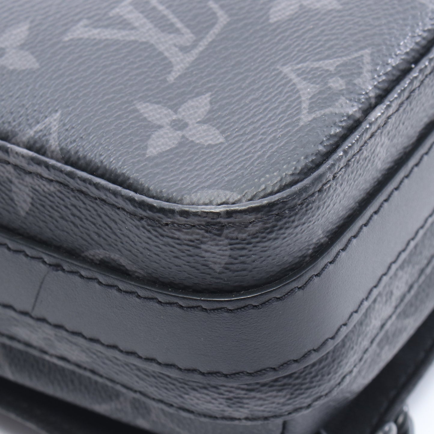 スティーマー メッセンジャー モノグラムエクリプス ショルダーバッグ PVC レザー ダークグレー ルイヴィトン バッグ LOUIS VUITTON