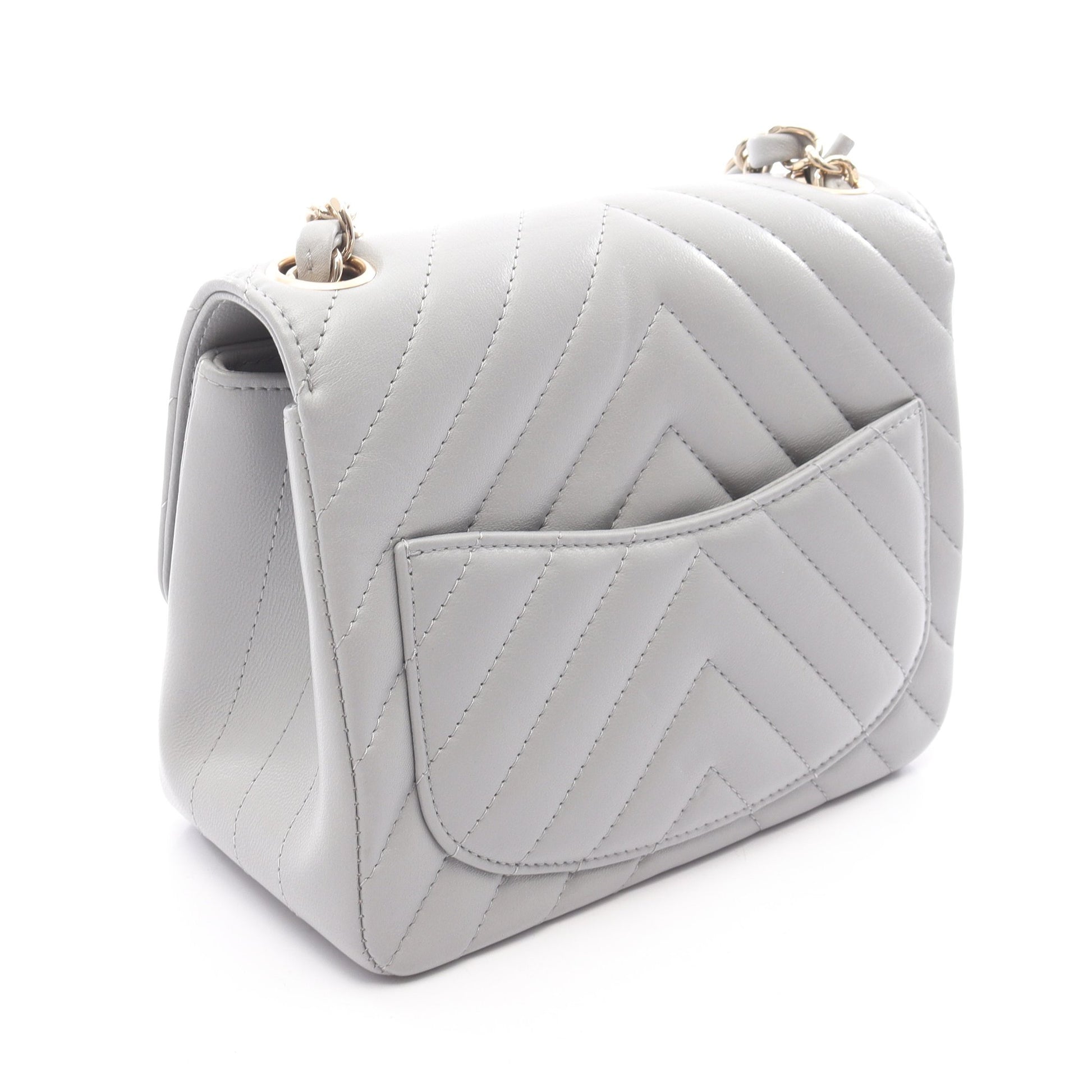 ミニマトラッセ チェーンショルダーバッグ ラムスキン グレー ゴールド金具 シャネル バッグ CHANEL