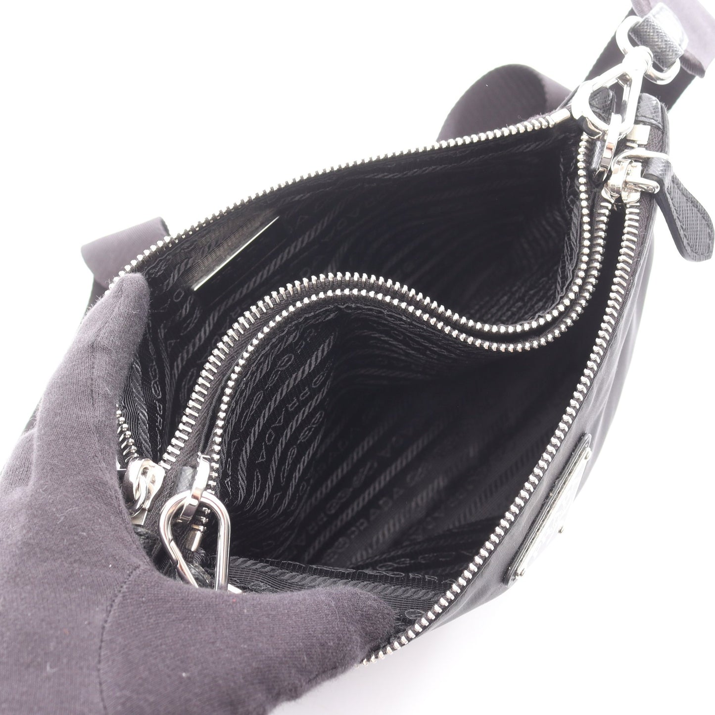 Re-Edition 2000 ショルダーバッグ ナイロン サフィアーノレザー ブラック プラダ バッグ PRADA