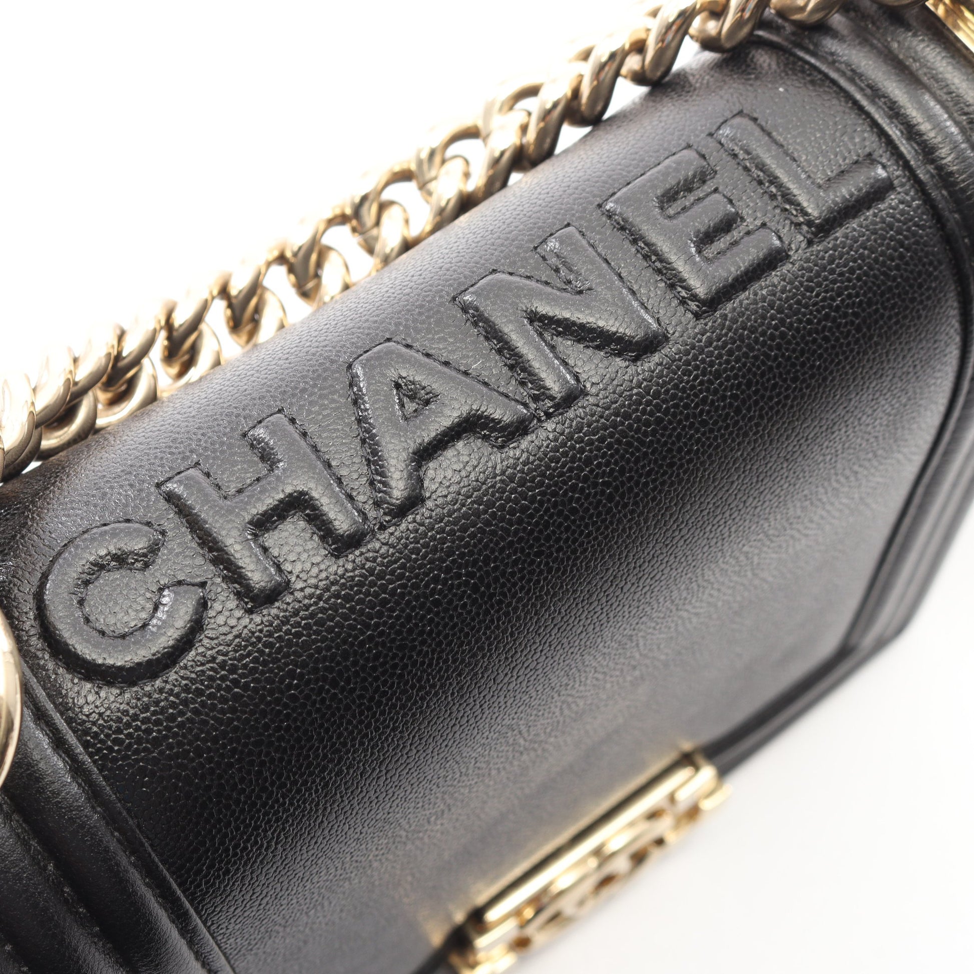 ボーイシャネル チェーンショルダーバッグ キャビアスキン ブラック ゴールド金具 シャネル バッグ CHANEL
