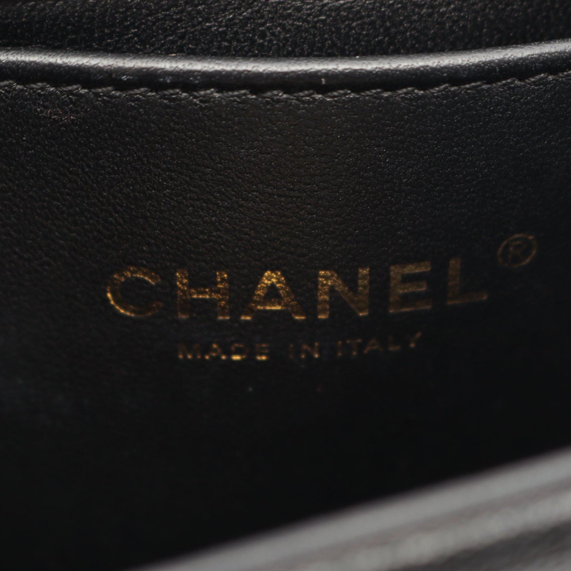 ボーイシャネル チェーンショルダーバッグ キャビアスキン ブラック ゴールド金具 シャネル バッグ CHANEL