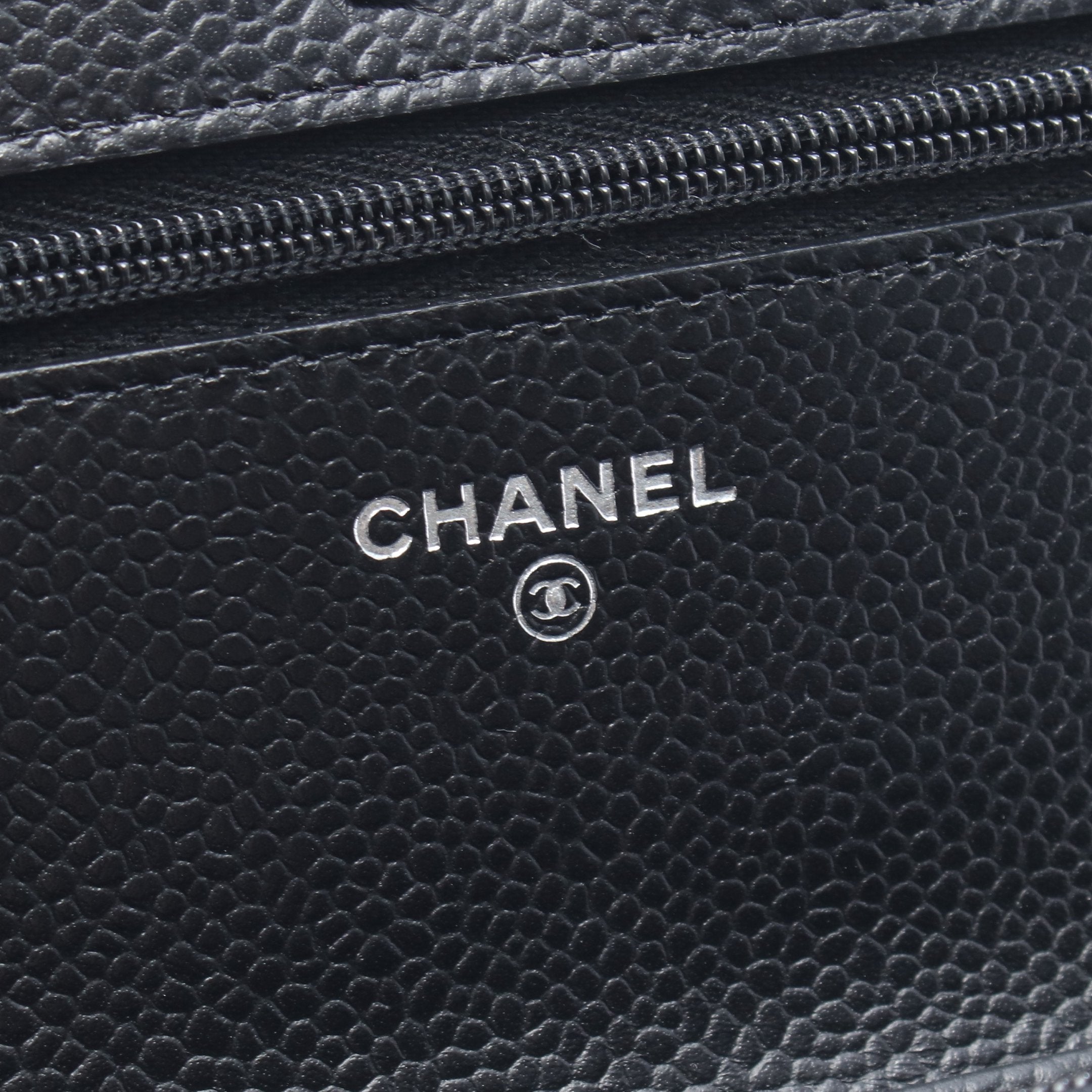 CHANELシャネル　マトラッセ　チェーンウォレット　キャビアスキン　シルバー シャネル 25B 長さ調節可 チェーンウォレット シルバー (CHANEL